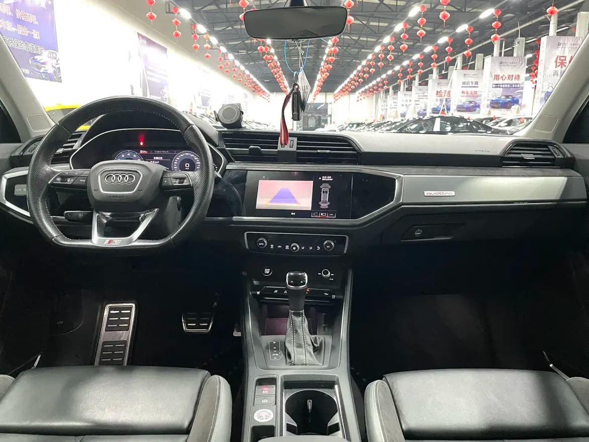 Audi Q3 Sportback 2021 г. 40312 км. — фото 14