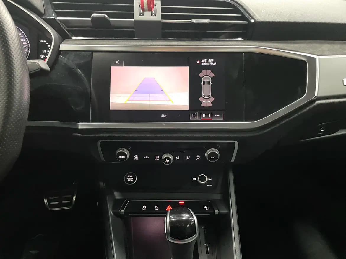 Audi Q3 Sportback 2021 г. 40312 км. — фото 15