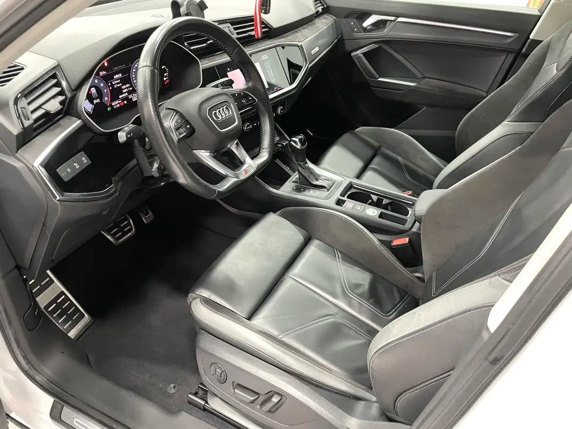 Audi Q3 Sportback 2021 г. 40312 км. — фото 18