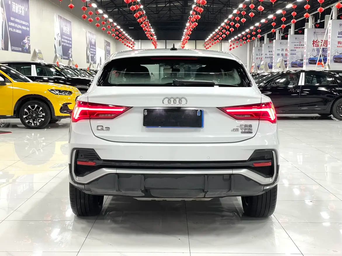 Audi Q3 Sportback 2021 г. 40312 км. — фото 5