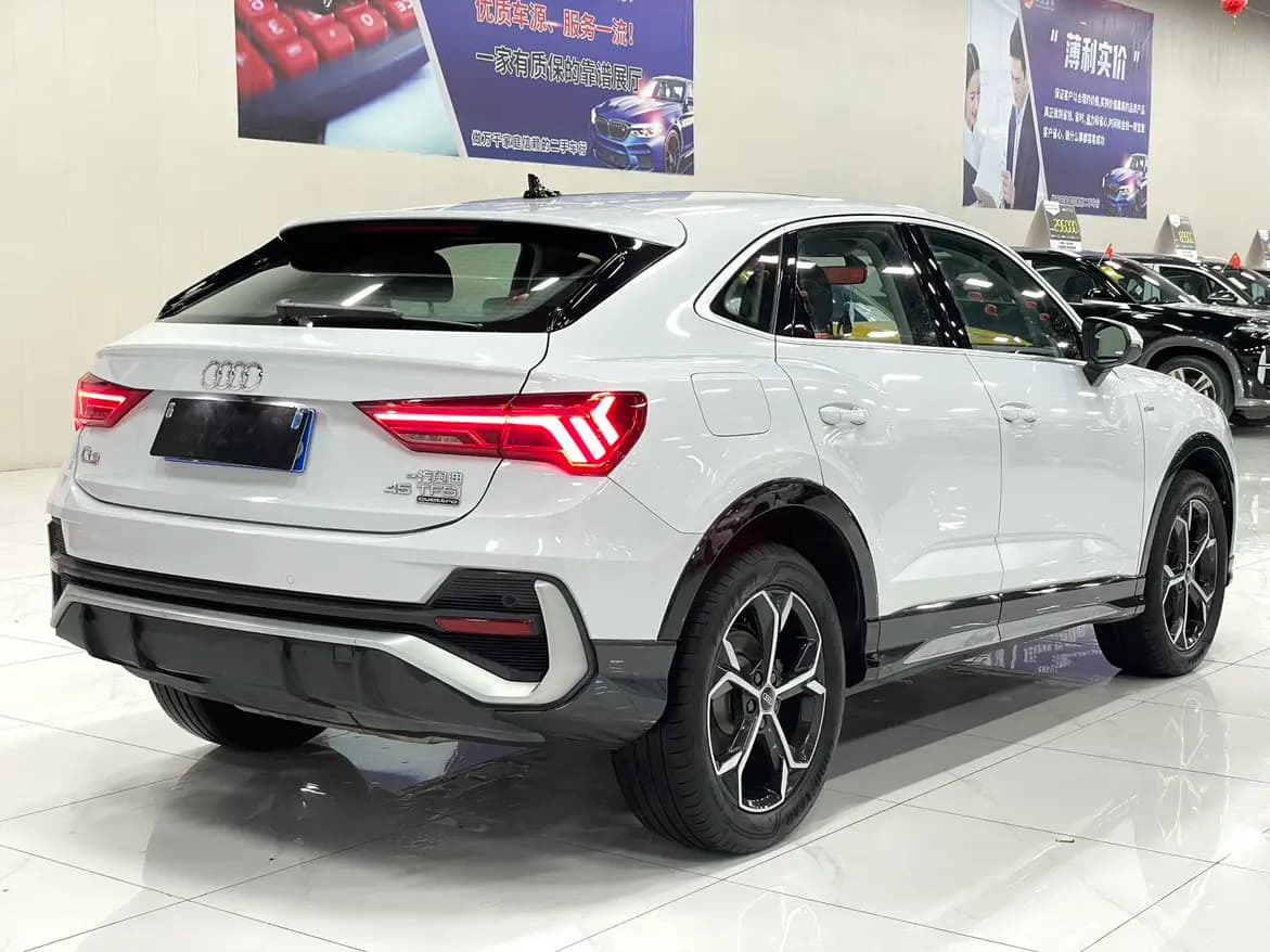 Audi Q3 Sportback 2021 г. 40312 км. — фото 6
