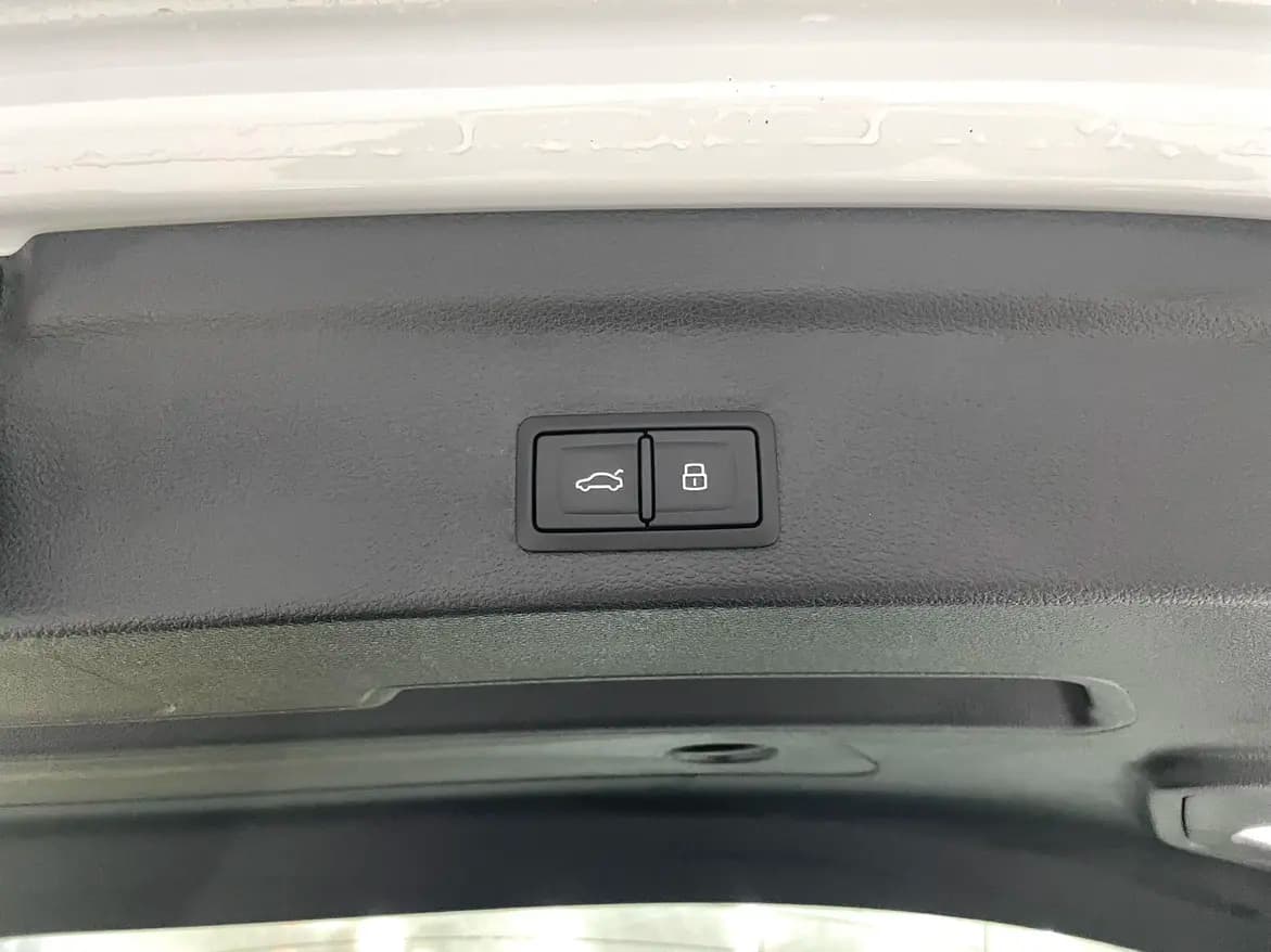 Audi Q3 Sportback 2021 г. 40312 км. — фото 9