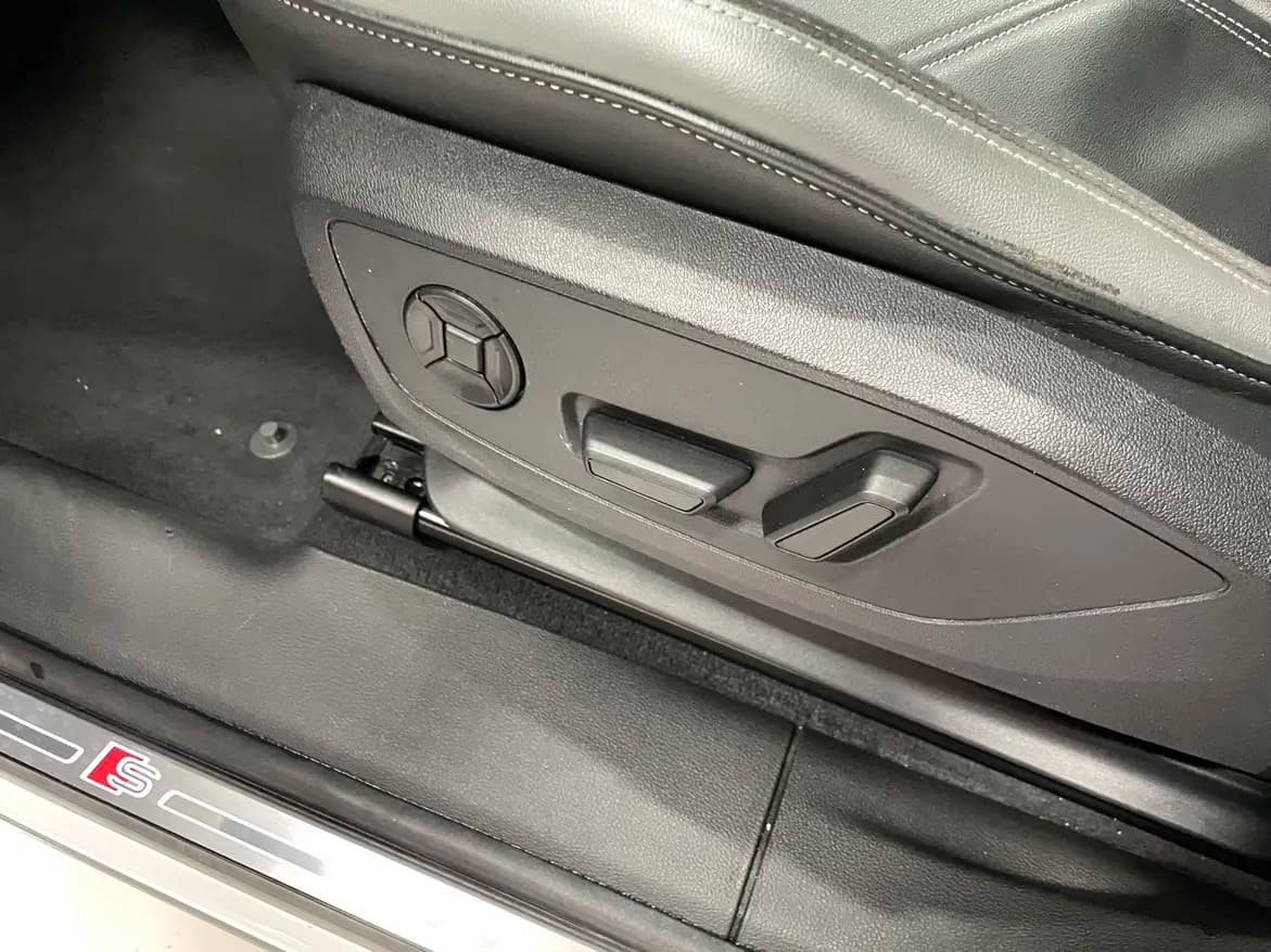 Audi Q3 Sportback 2021 г. 40312 км. — фото 10