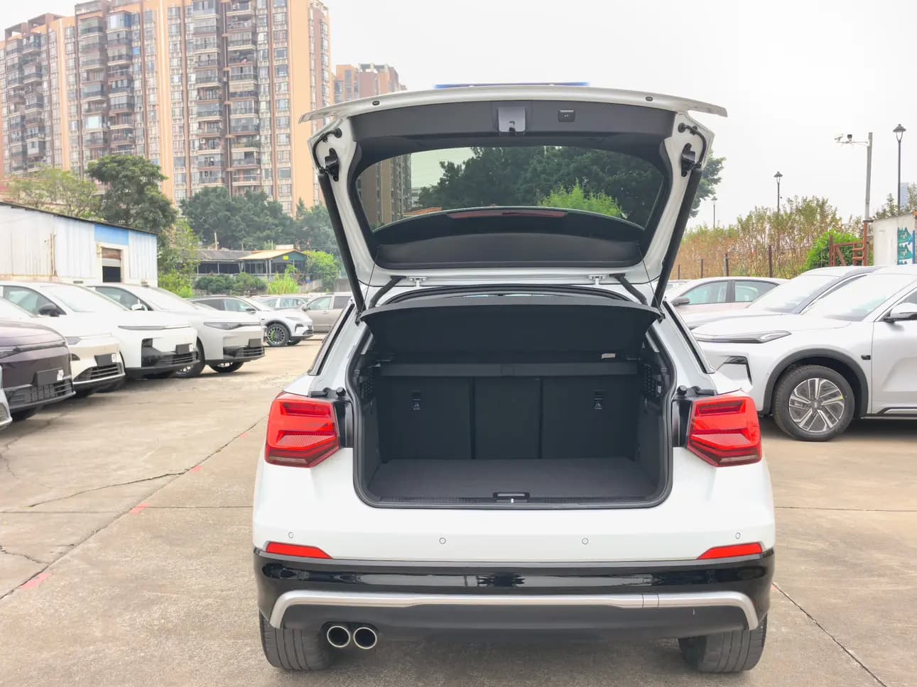 Audi Q2L 2021 г. 62137 км. — фото 18