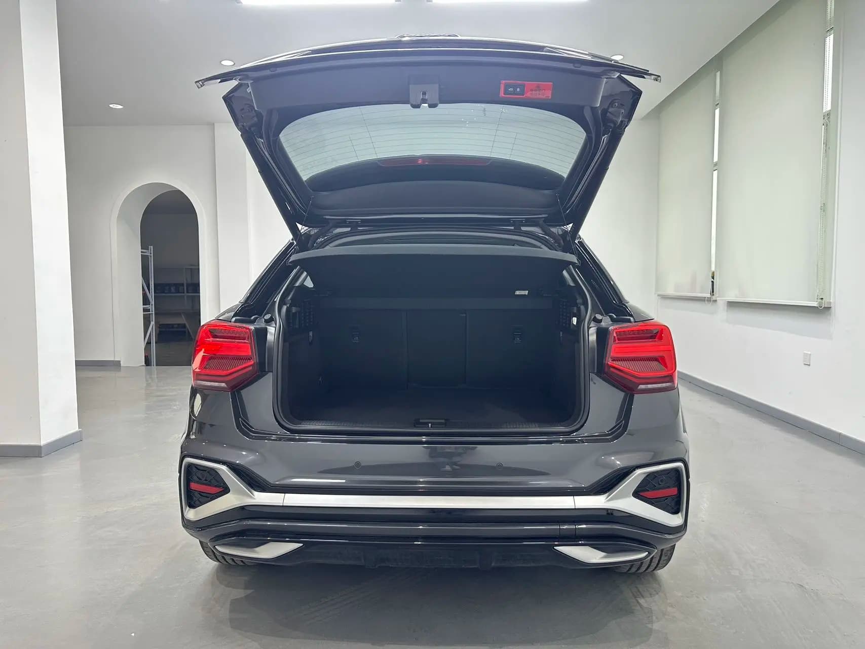 Audi Q2L 2022 г. 27138 км. — фото 24