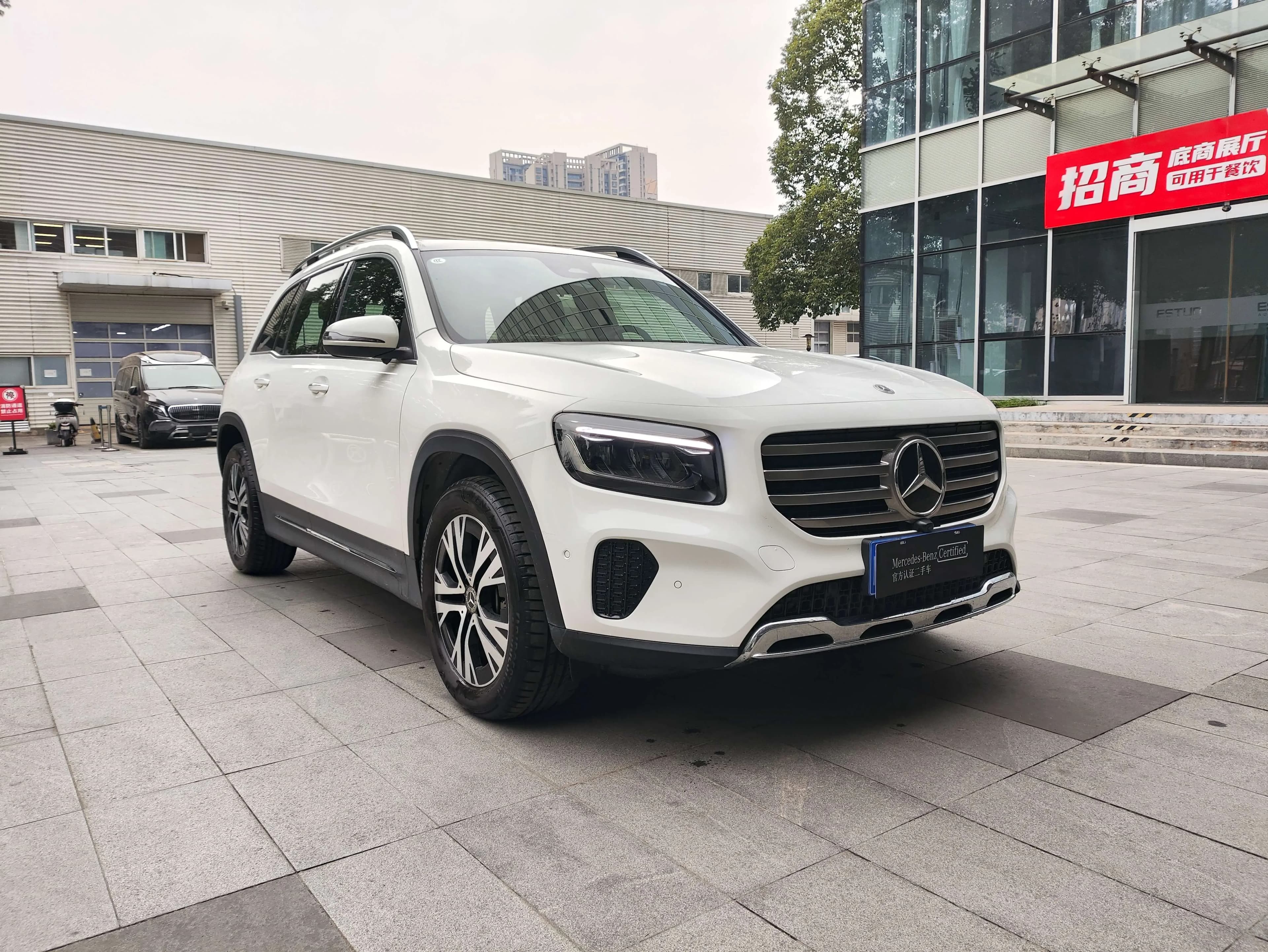 Mercedes-Benz GLB 2025 г. 23016 км. — фото 2