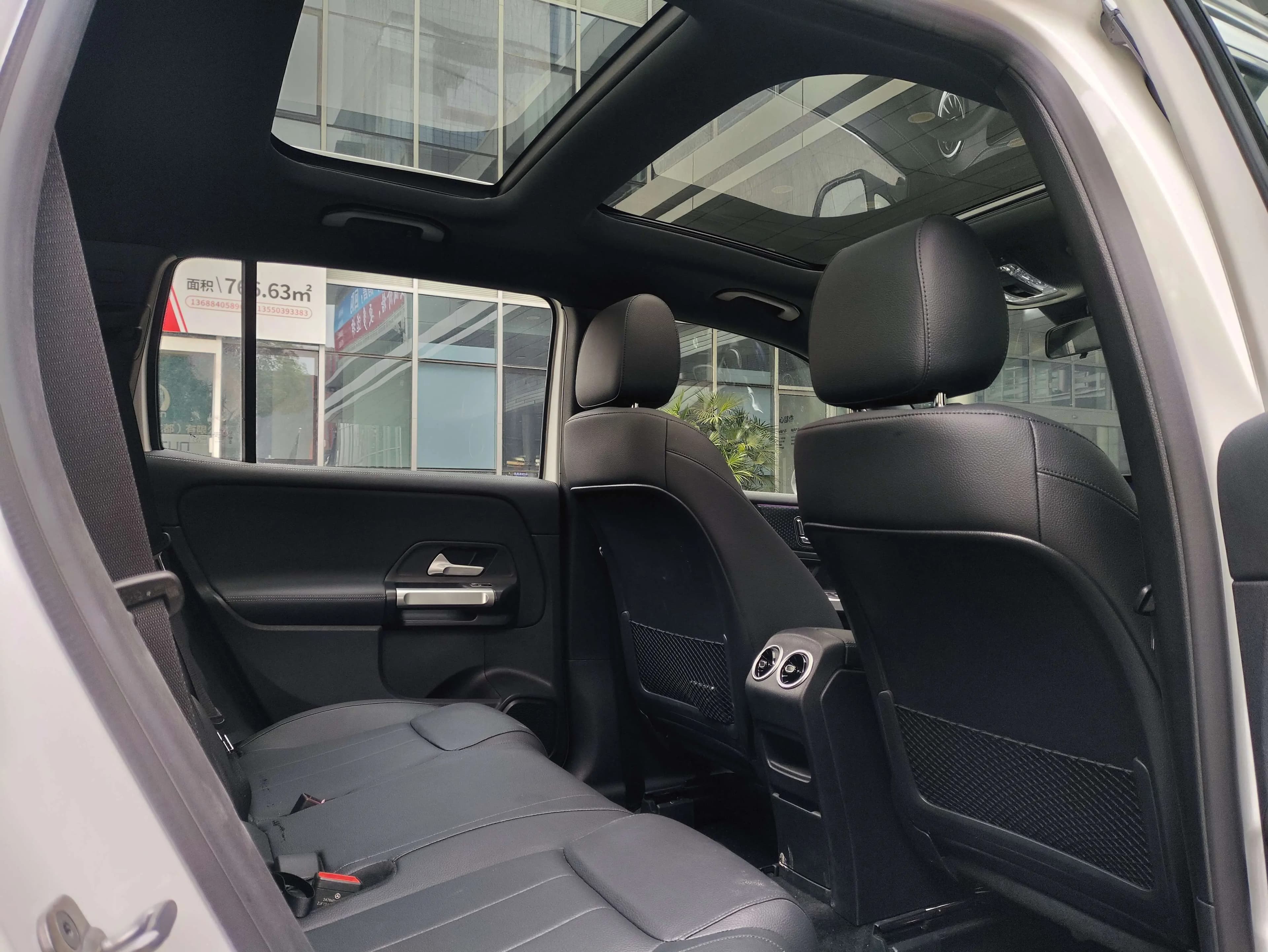 Mercedes-Benz GLB 2025 г. 23016 км. — фото 12
