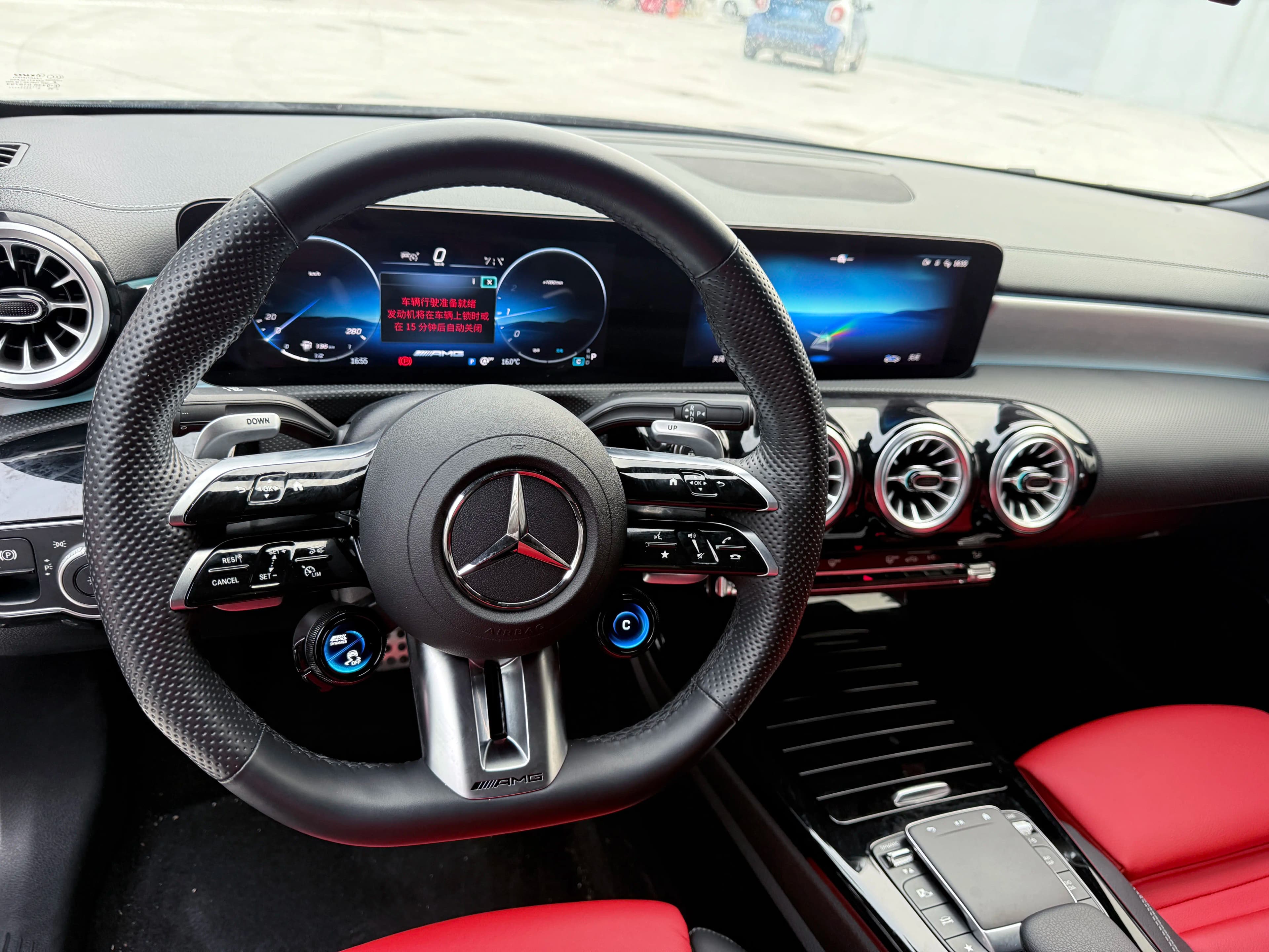 Mercedes-Benz A-Class AMG 2024 г. 13070 км. — фото 12