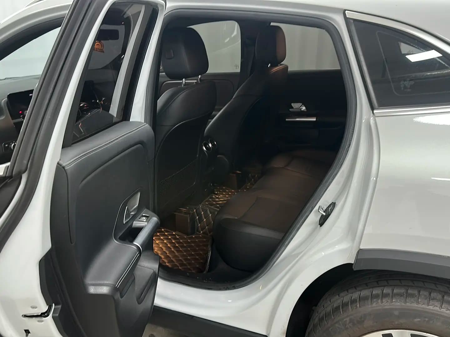 Mercedes-Benz GLA 2021 г. 49974 км. — фото 16