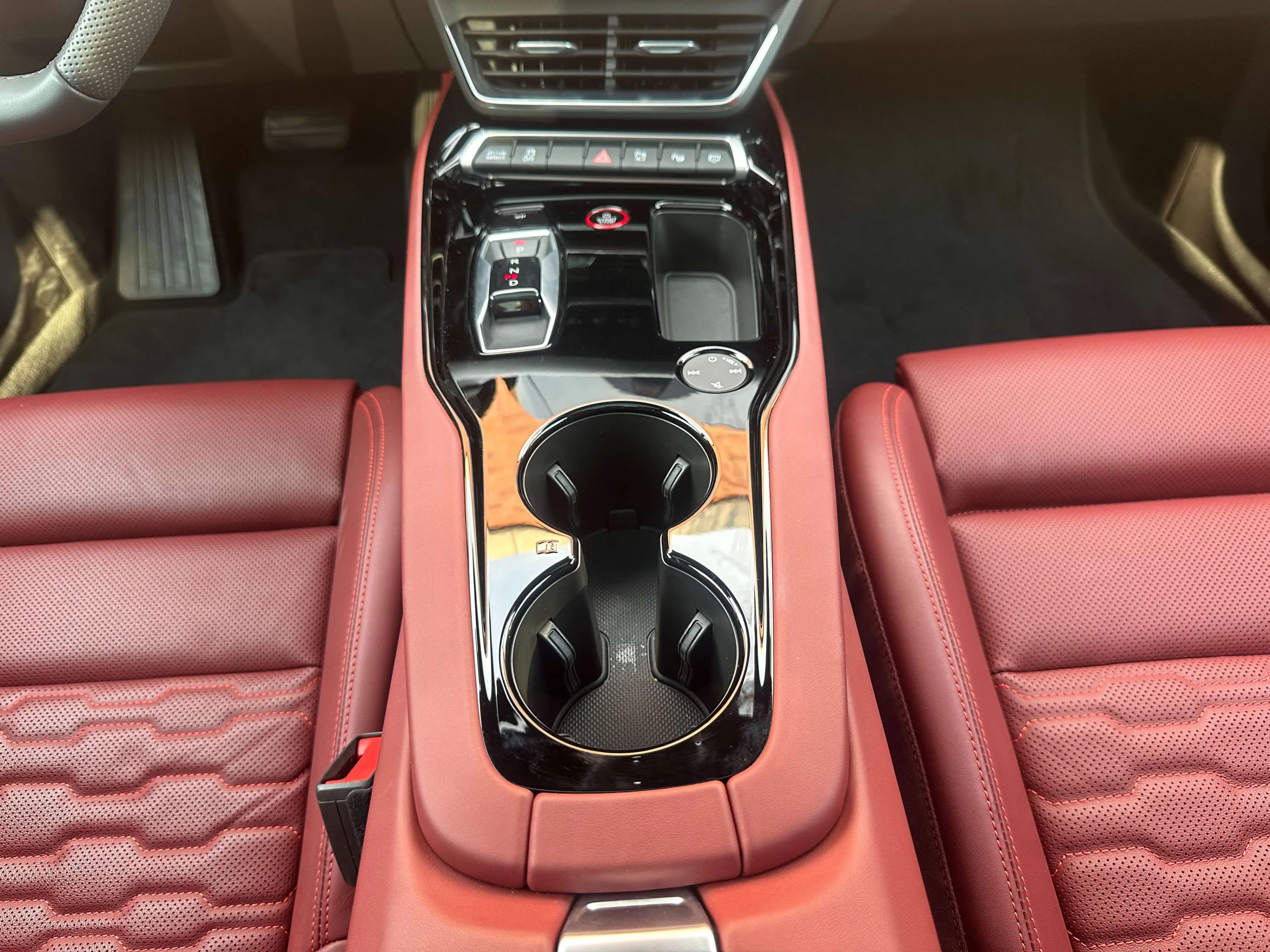 Audi e-tron GT 2024 г. 9027 км. — фото 20