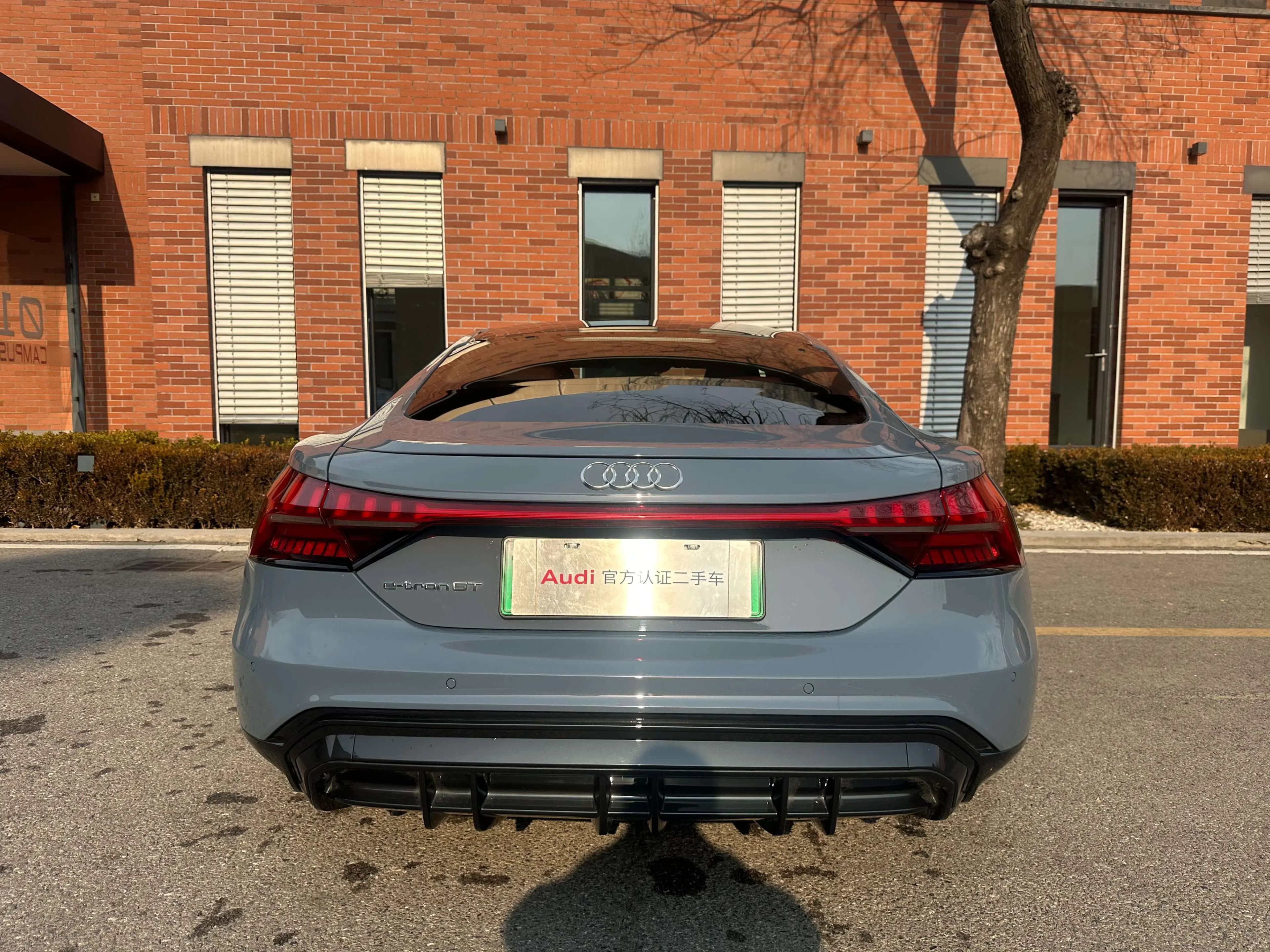 Audi e-tron GT 2024 г. 9027 км. — фото 3