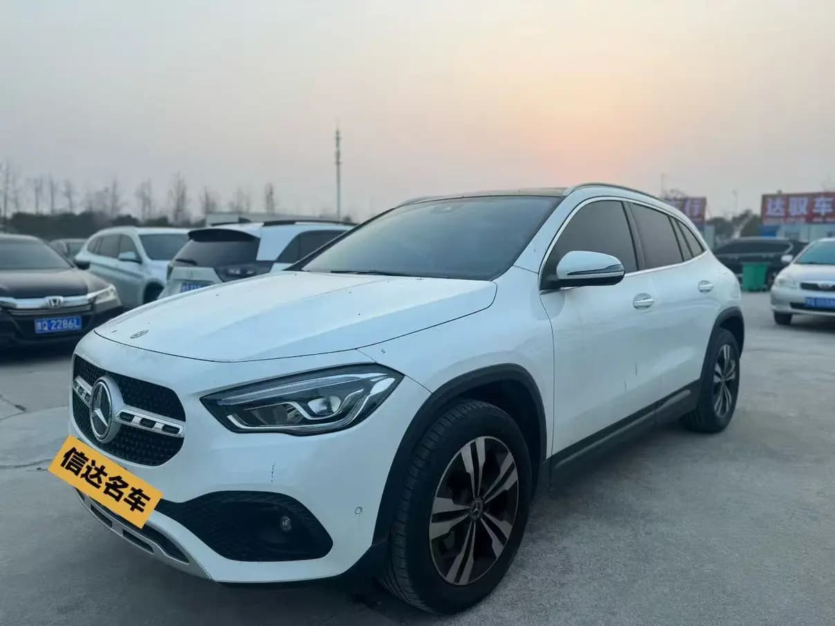 Mercedes-Benz GLA 2022 г. 17078 км. — фото 3