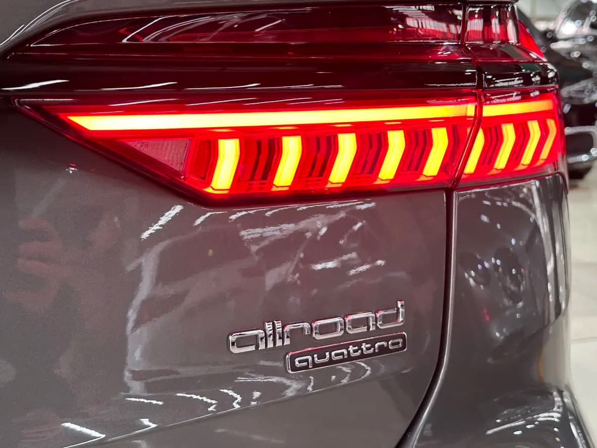 Audi A6 2024 г. 3146 км. — фото 6