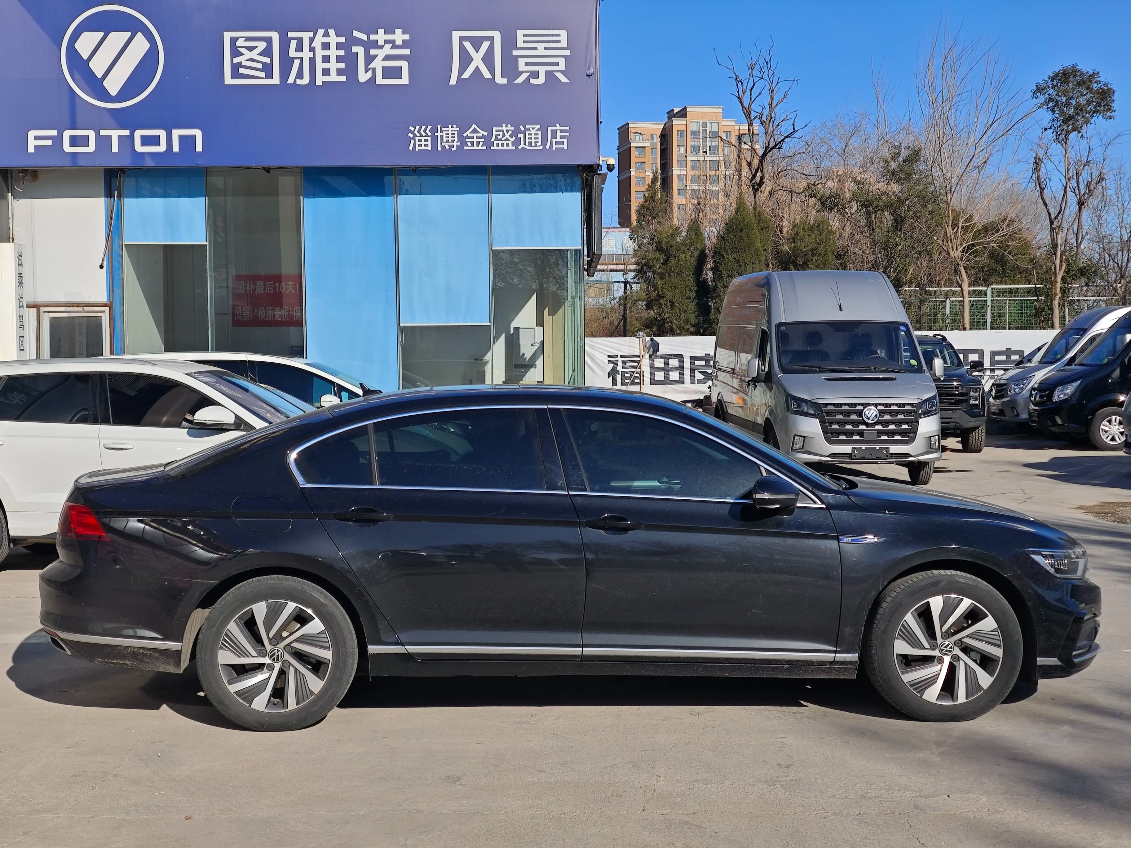 Volkswagen Magotan PHEV 2023 г. 31000 км. — фото 4