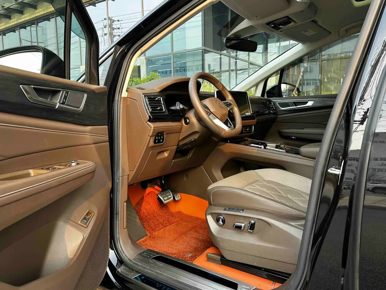 Volkswagen Weiran 2023 г. 35013 км. — фото 7