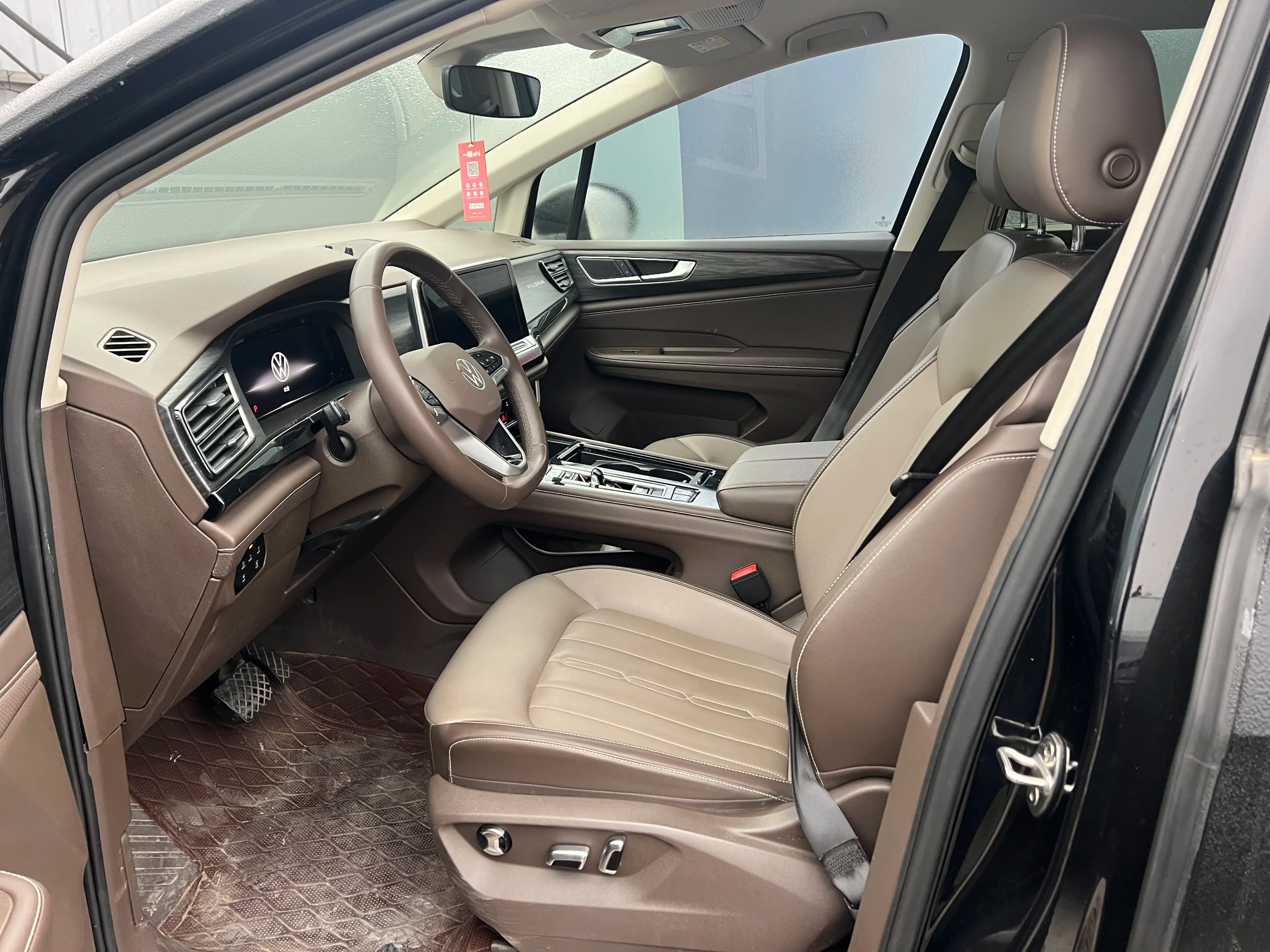 Volkswagen Weiran 2023 г. 126016 км. — фото 7