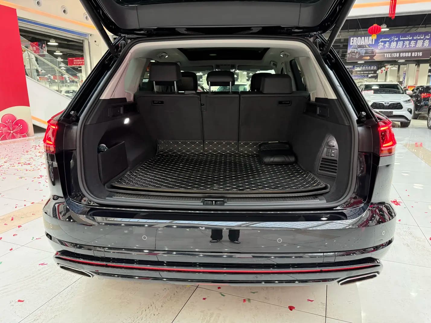 Volkswagen Touareg 2022 г. 61112 км. — фото 13
