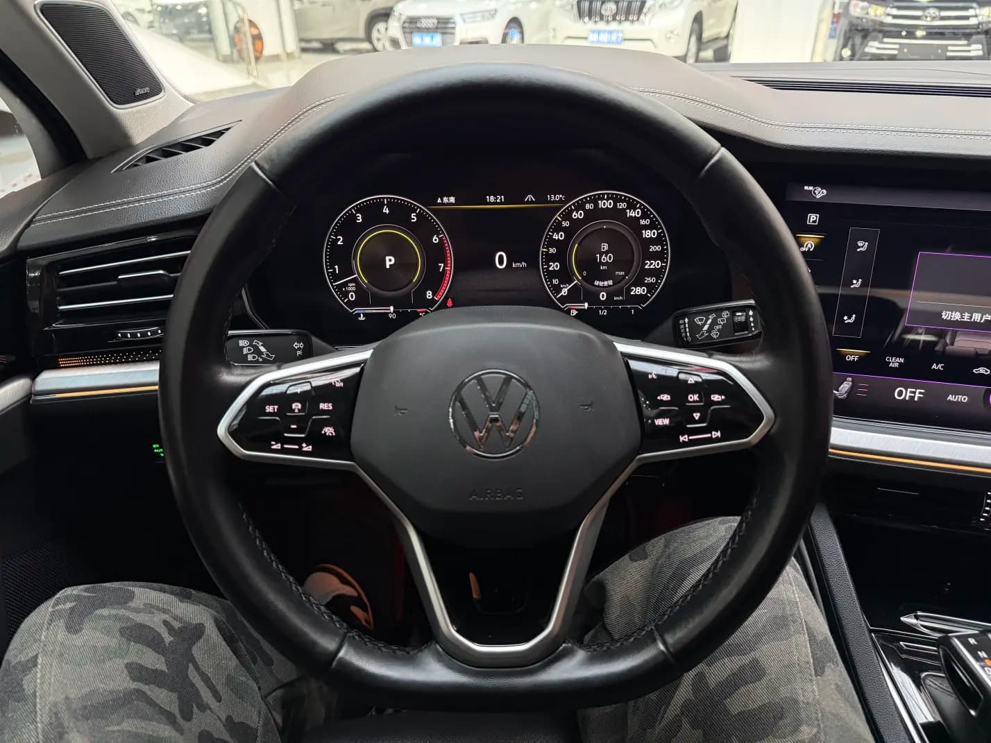 Volkswagen Touareg 2022 г. 61112 км. — фото 9
