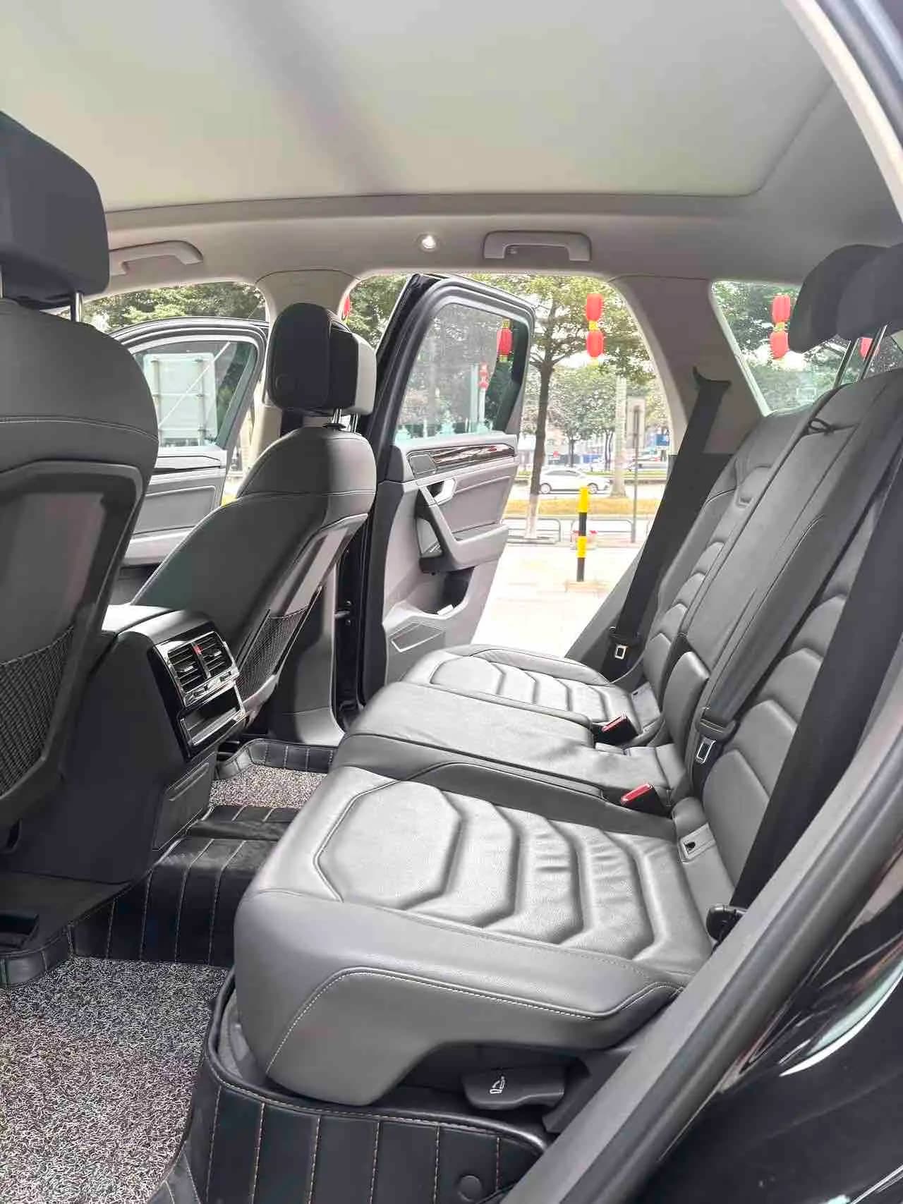 Volkswagen Touareg 2024 г. 85113 км. — фото 6