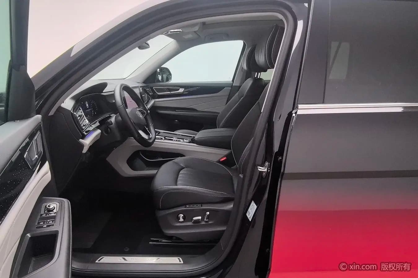 Volkswagen Teramont 2023 г. 78108 км. — фото 16