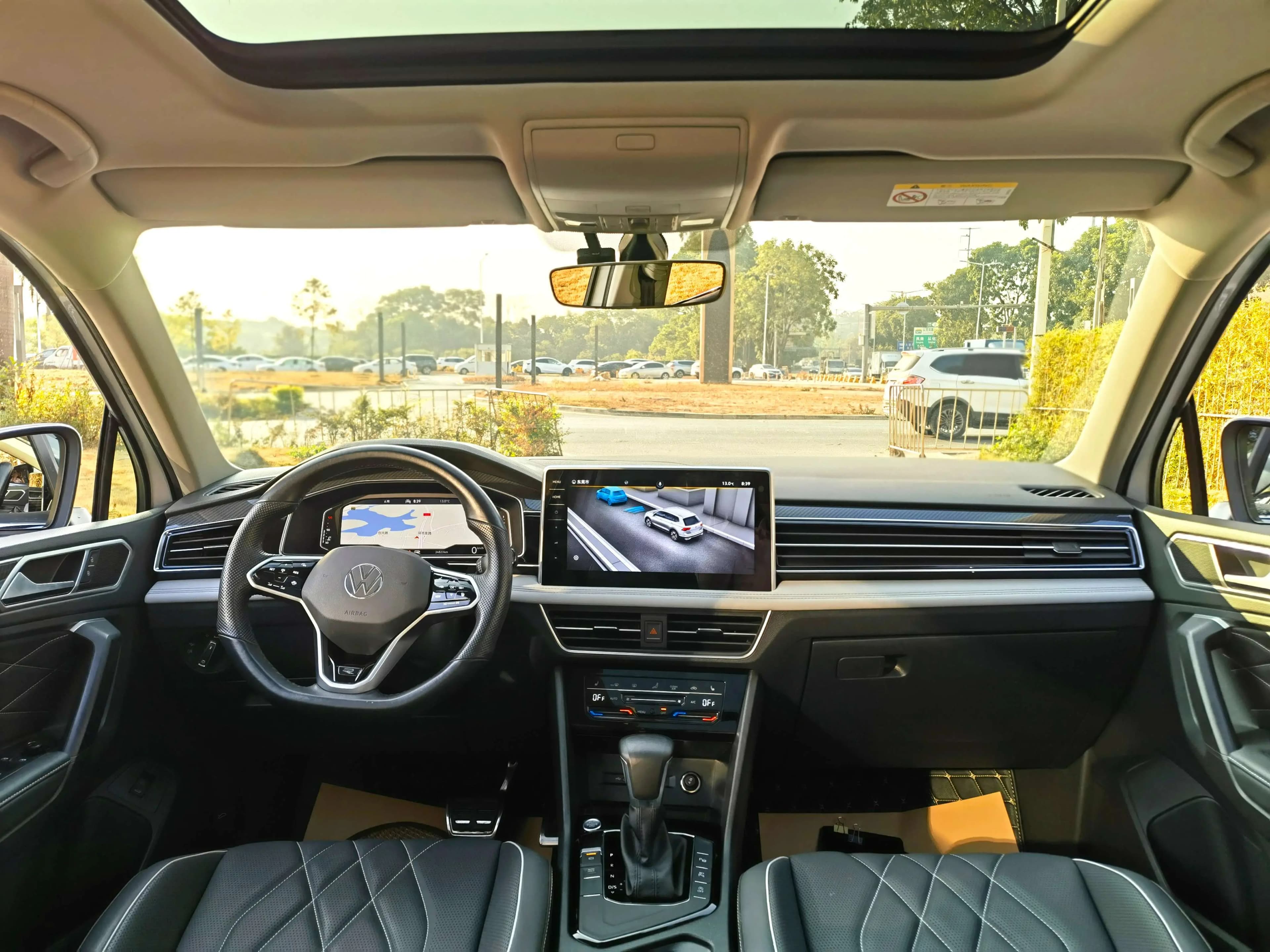 Volkswagen Tiguan L 2022 г. 34050 км. — фото 12