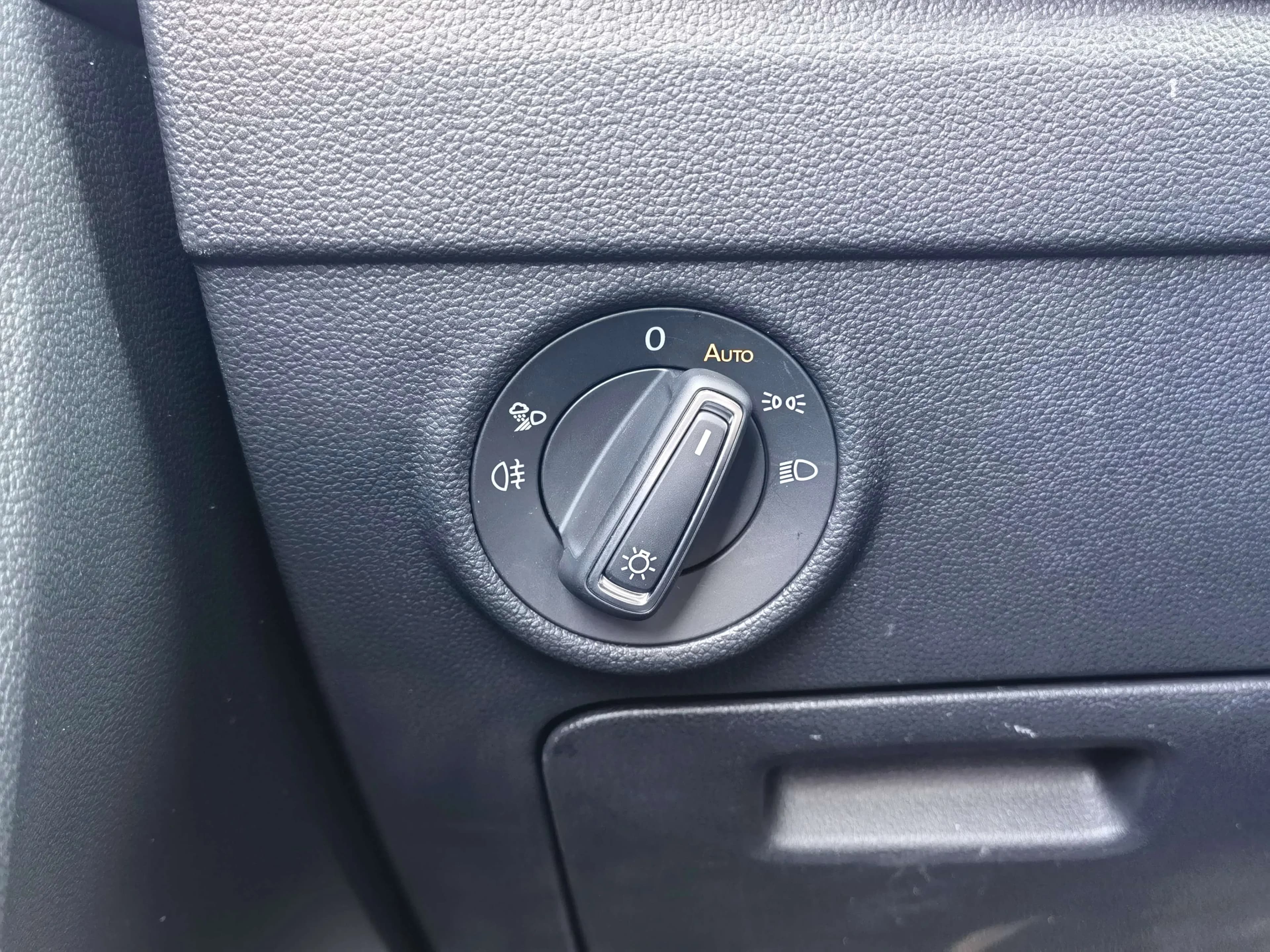 Volkswagen Tiguan L 2022 г. 34050 км. — фото 8