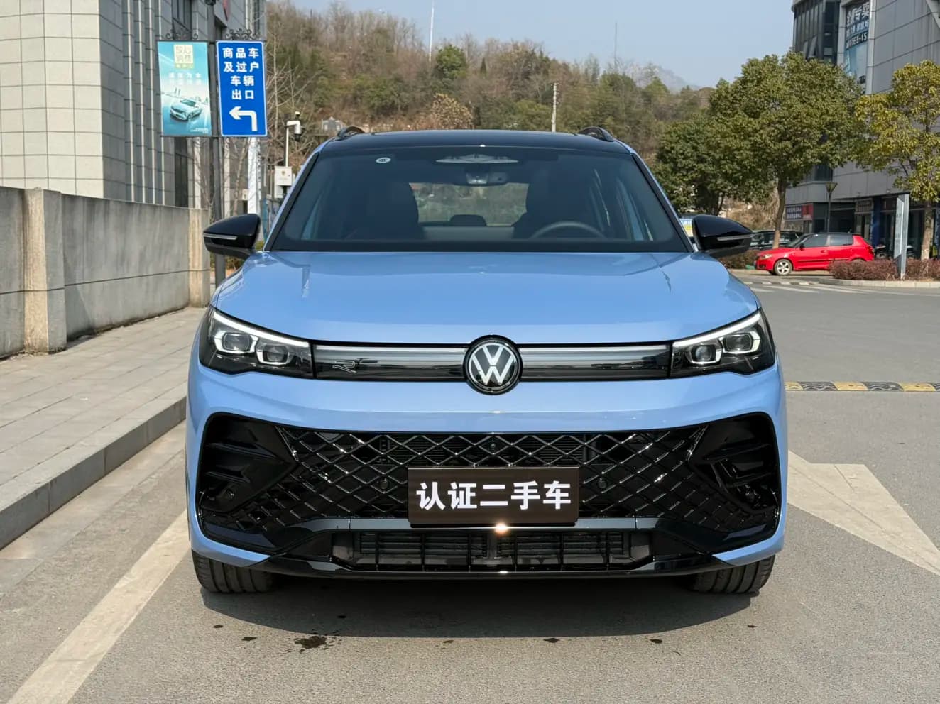 Volkswagen Tiguan L 2024 г. 754 км. — фото 2