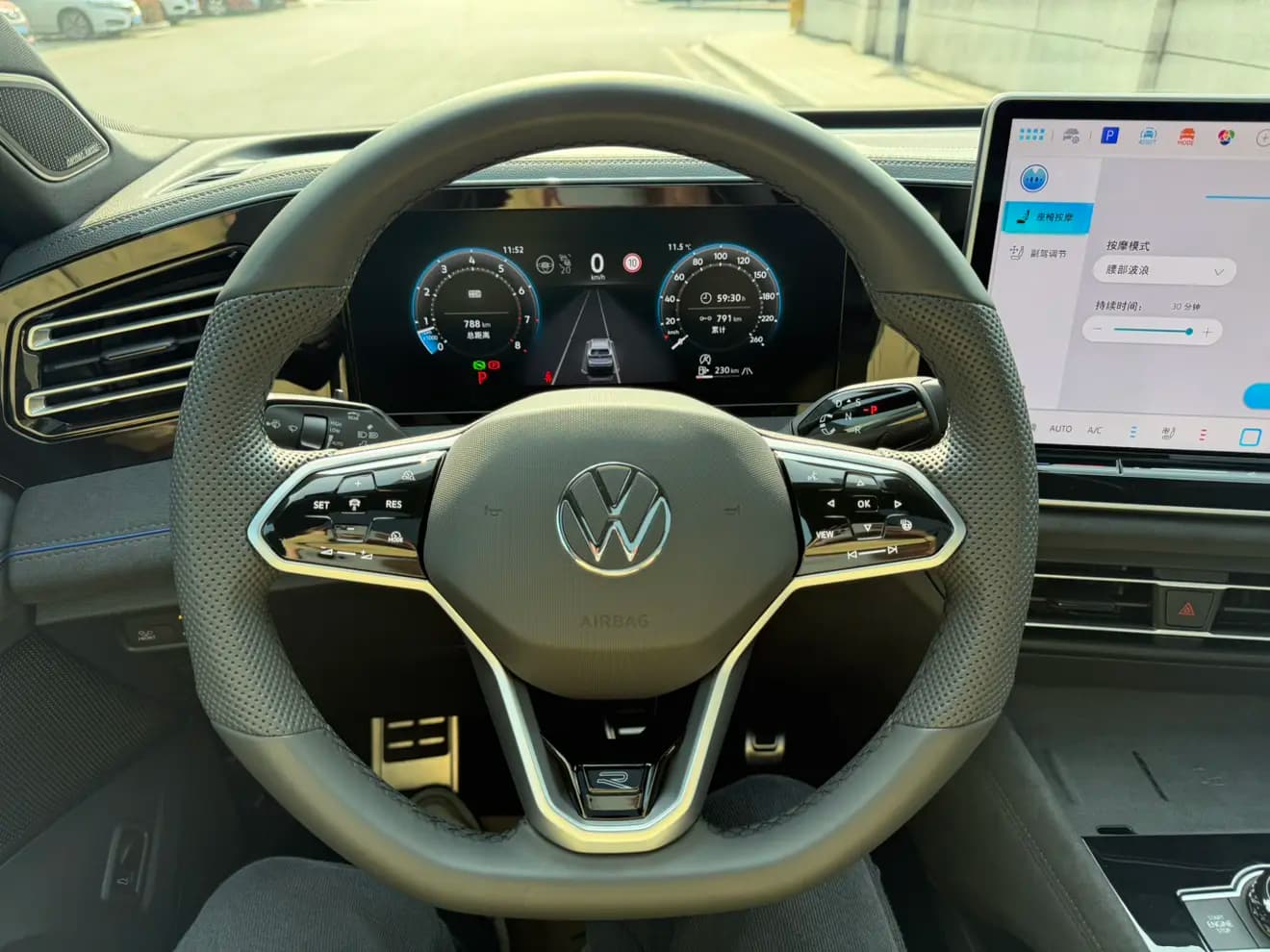 Volkswagen Tiguan L 2024 г. 754 км. — фото 9