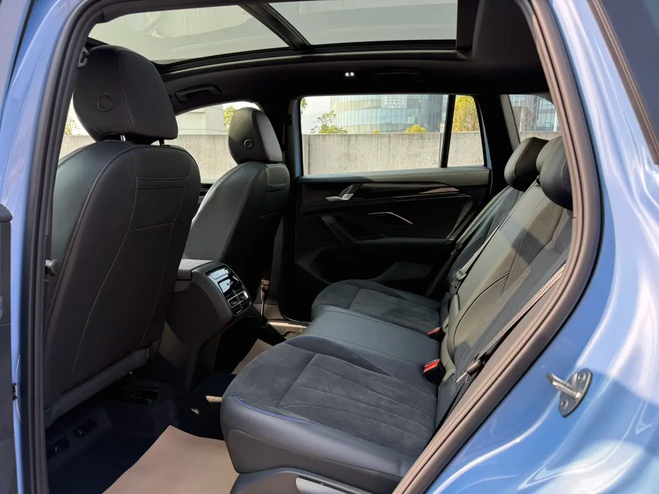Volkswagen Tiguan L 2024 г. 754 км. — фото 10