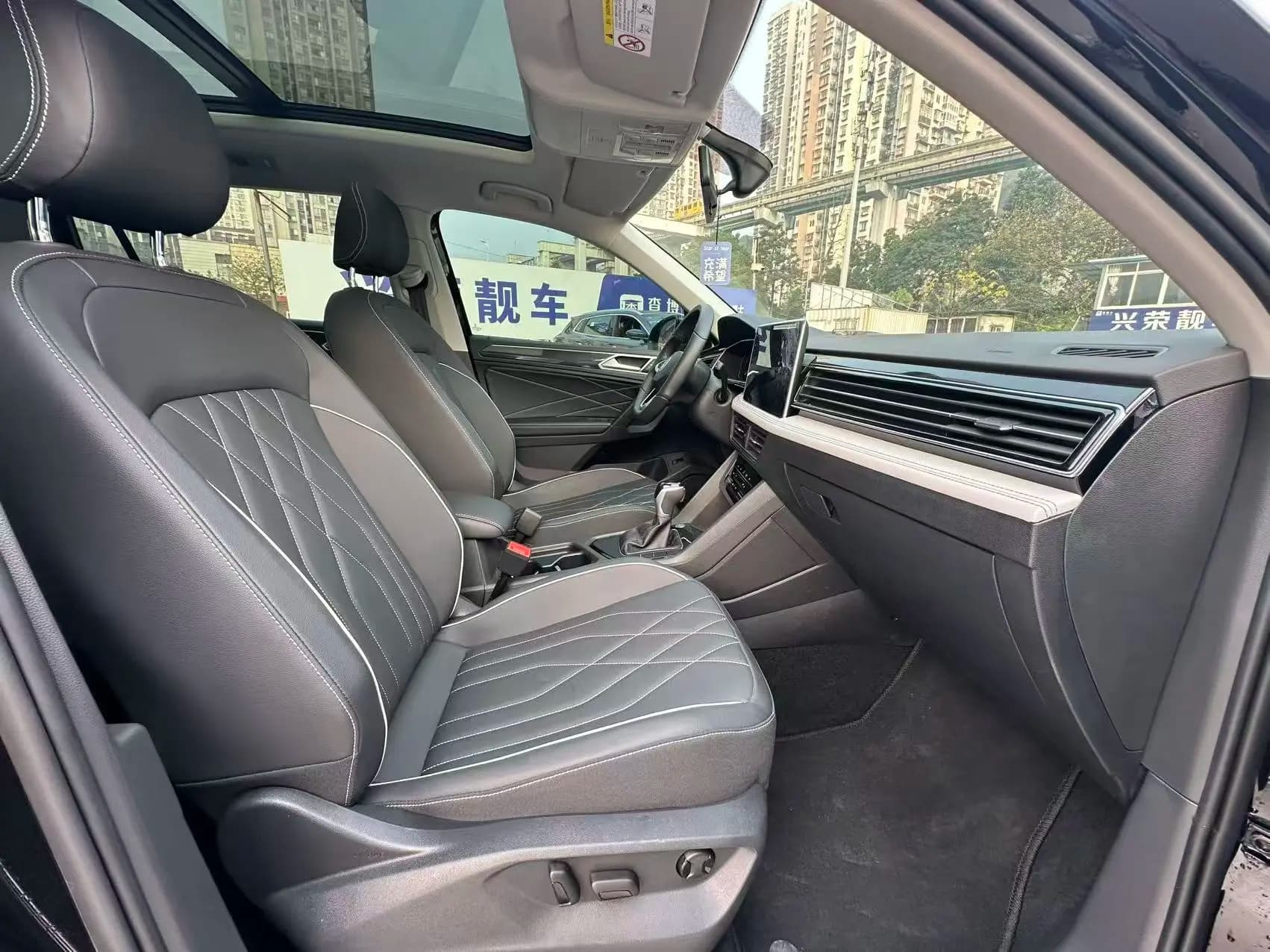 Volkswagen Tiguan L 2025 г. 14058 км. — фото 14