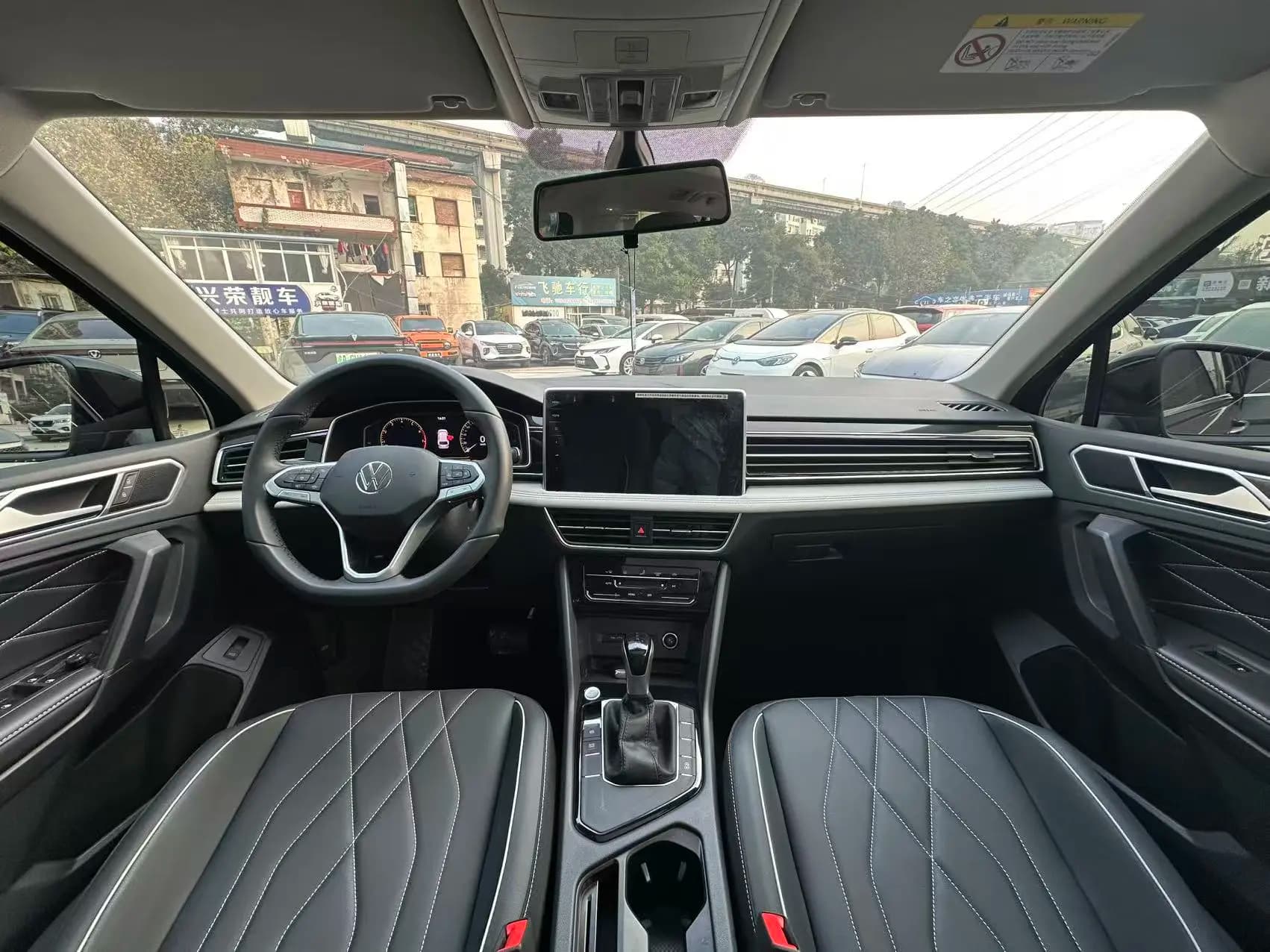 Volkswagen Tiguan L 2025 г. 14058 км. — фото 8