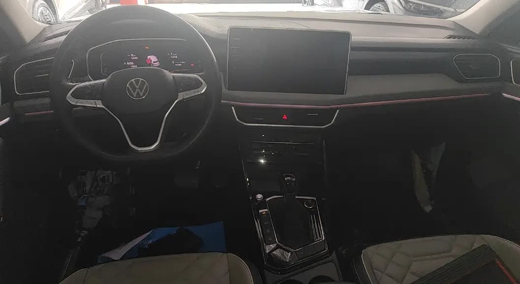 Volkswagen Tayron 2024 г. 41122 км. — фото 3
