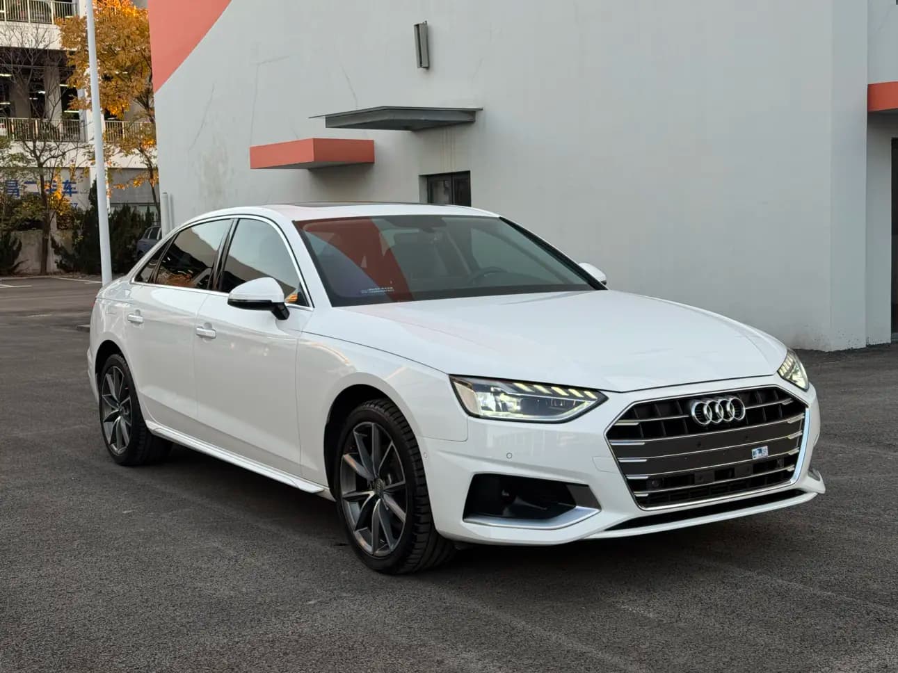 Audi A4L 2022 г. 73365 км. — фото 3