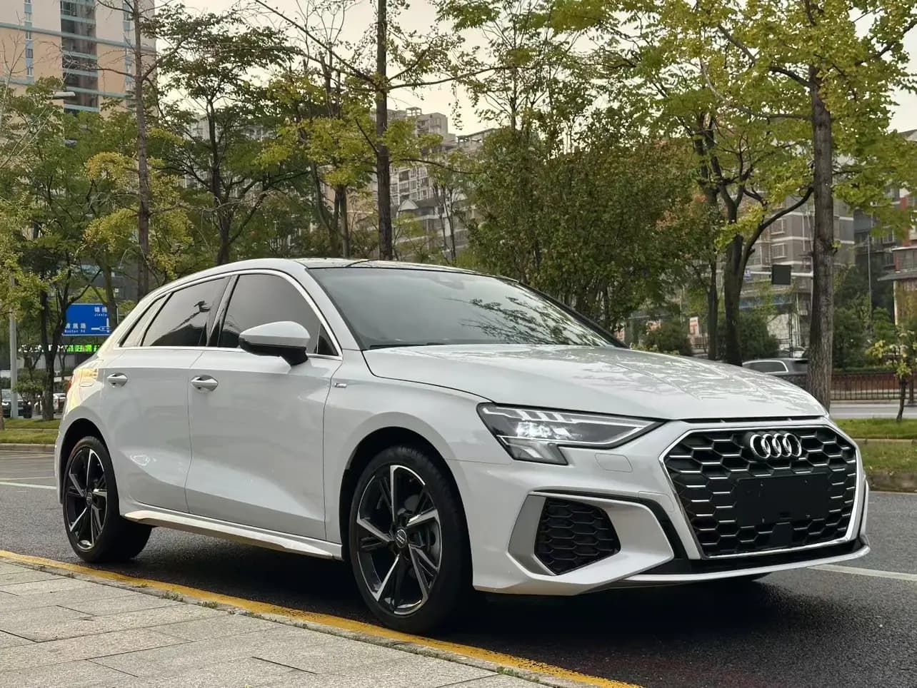 Audi A3 2021 г. 30125 км. — фото 3