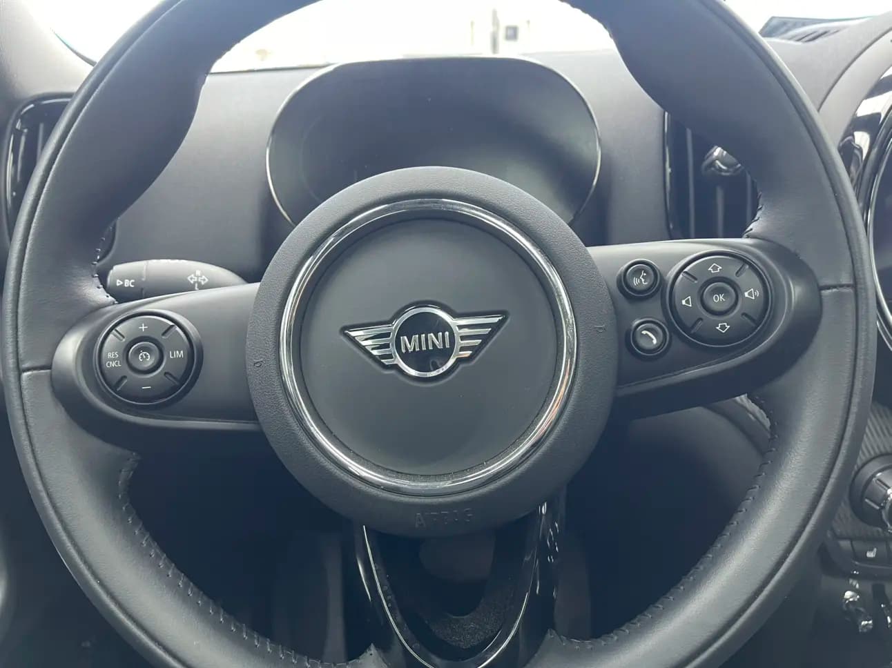 MINI COUNTRYMAN 2021 г. 7077 км. — фото 10