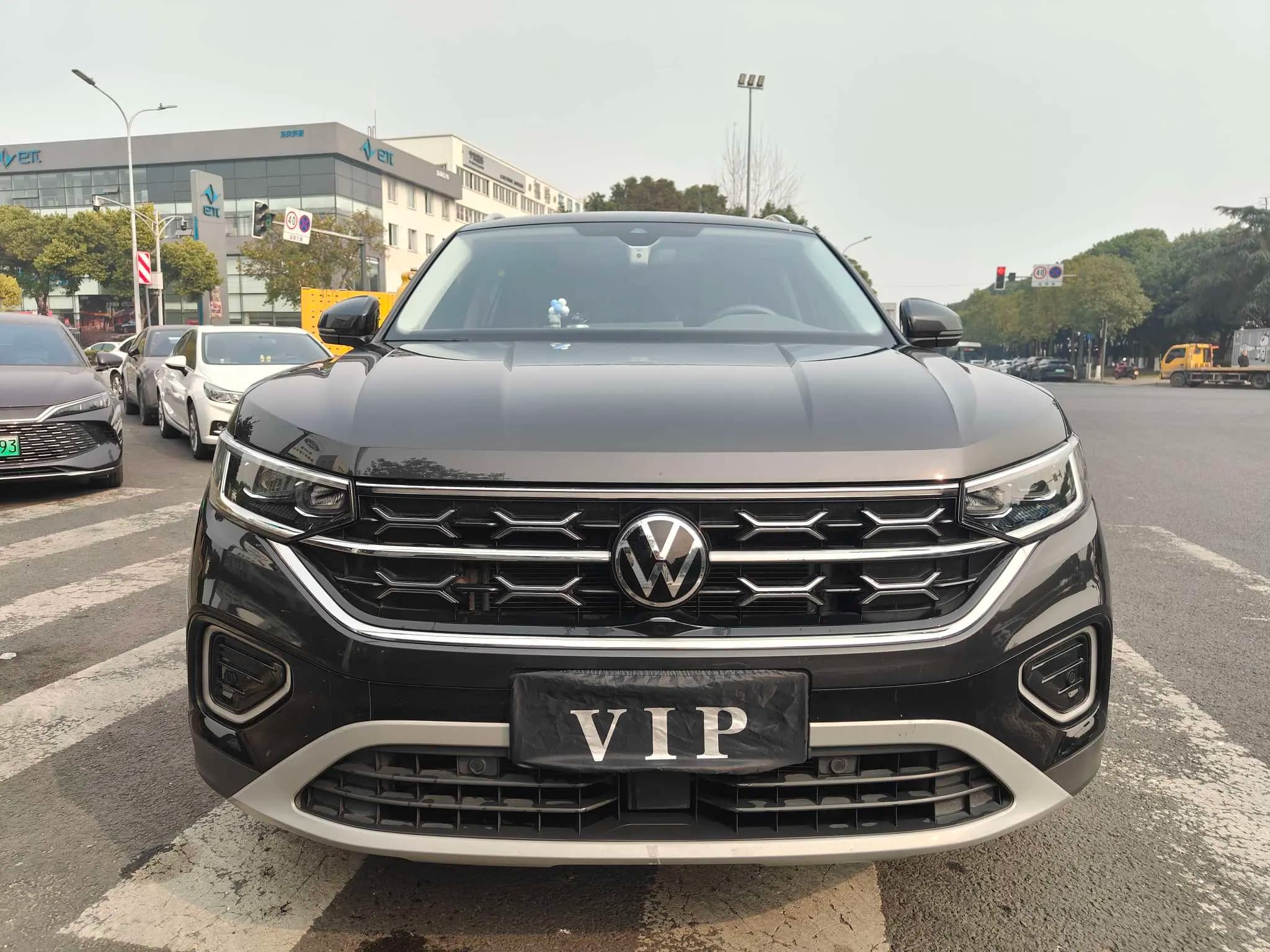 Volkswagen Tayron 2023 г. 41131 км. — фото 2