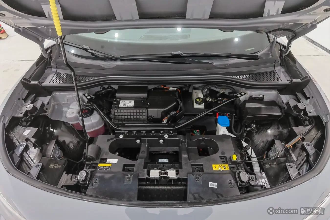 Volkswagen ID.4 CROZZ 2025 г. 10178 км. — фото 4