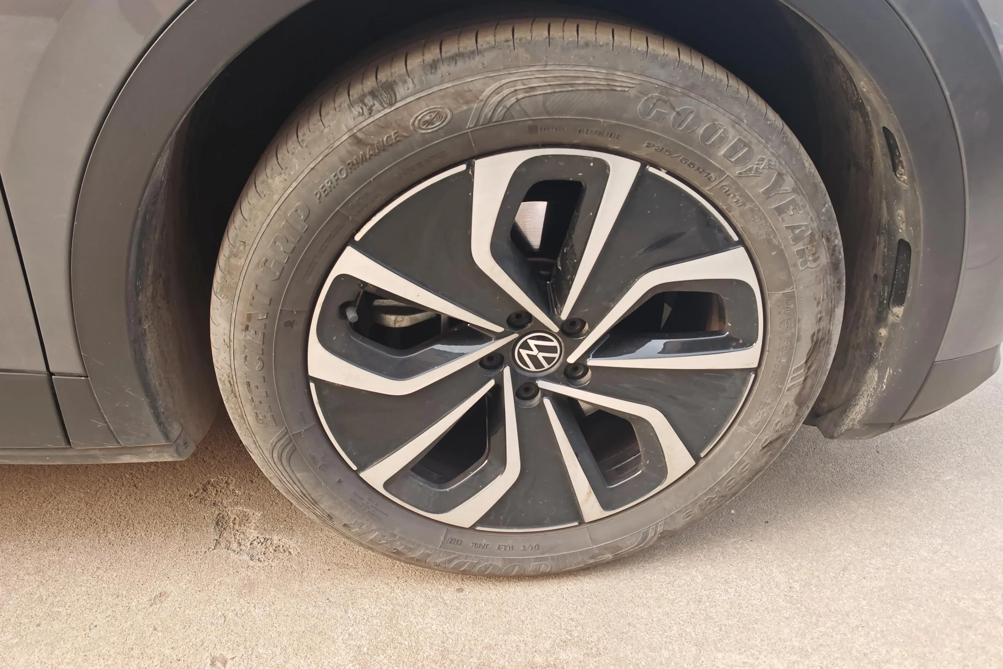 Volkswagen ID.4X 2022 г. 48166 км. — фото 3