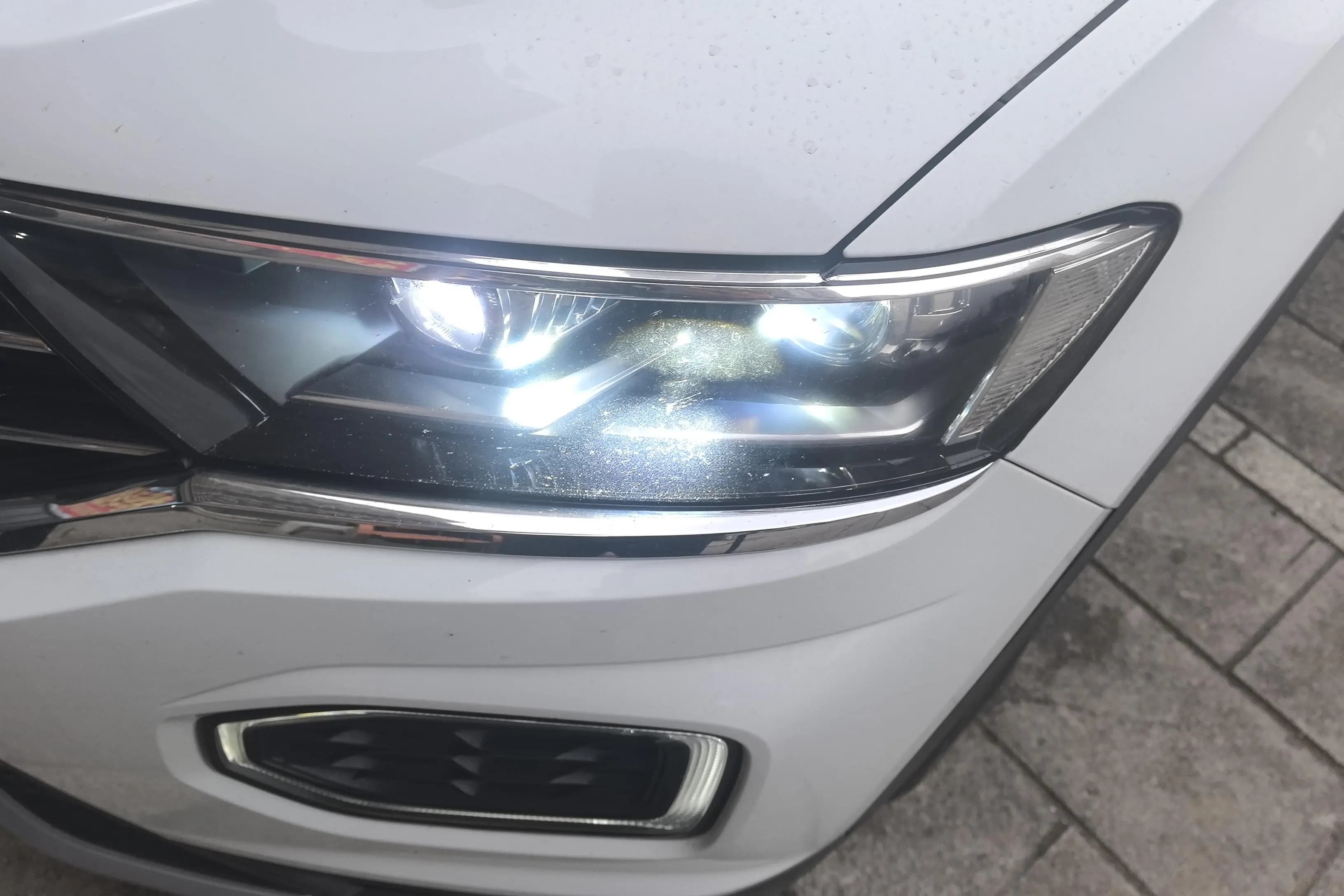 Volkswagen T-Roc 2021 г. 36410 км. — фото 4
