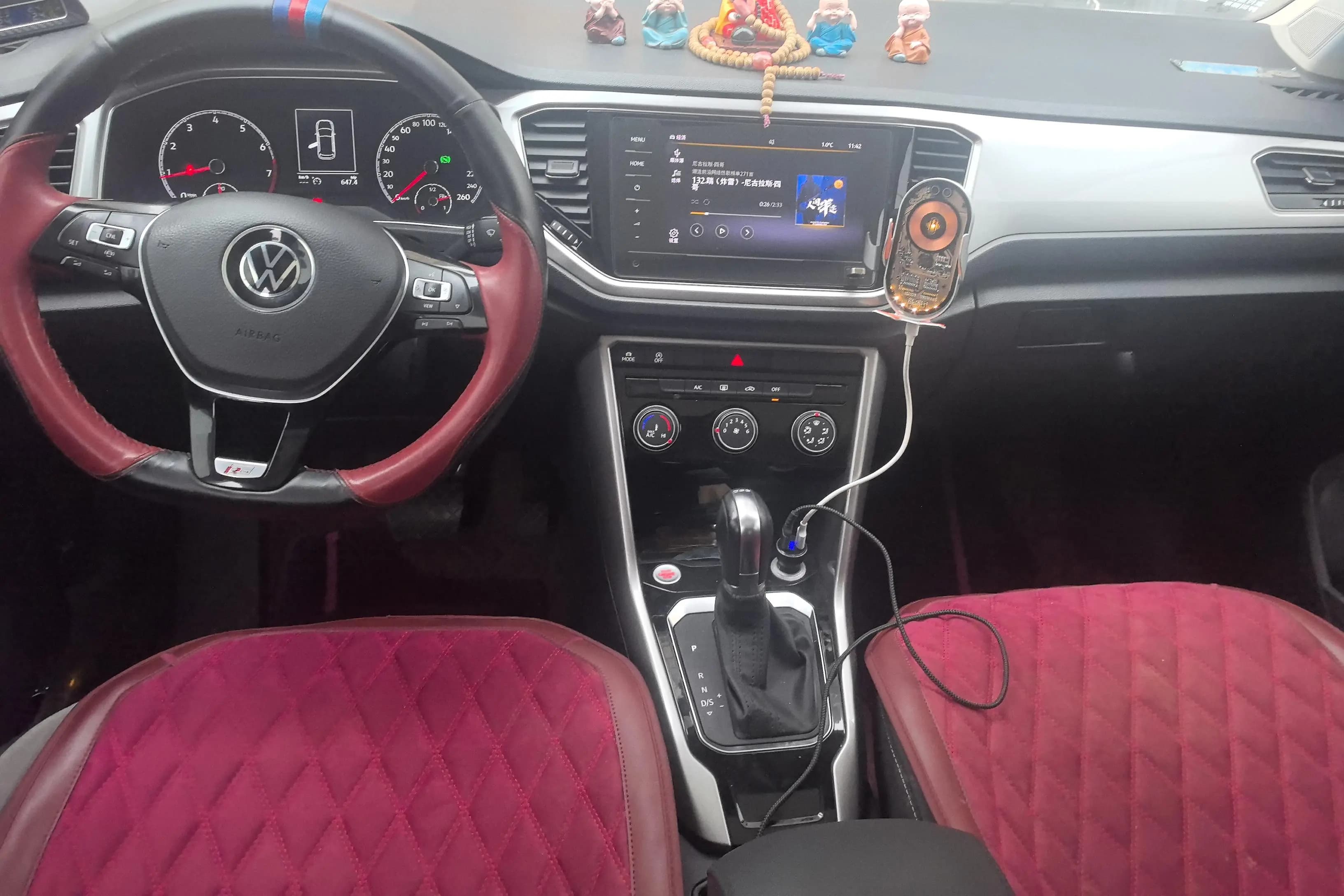 Volkswagen T-Roc 2021 г. 36410 км. — фото 10