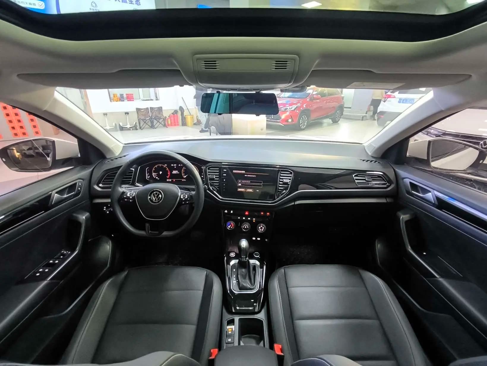 Volkswagen T-Roc 2021 г. 23011 км. — фото 14