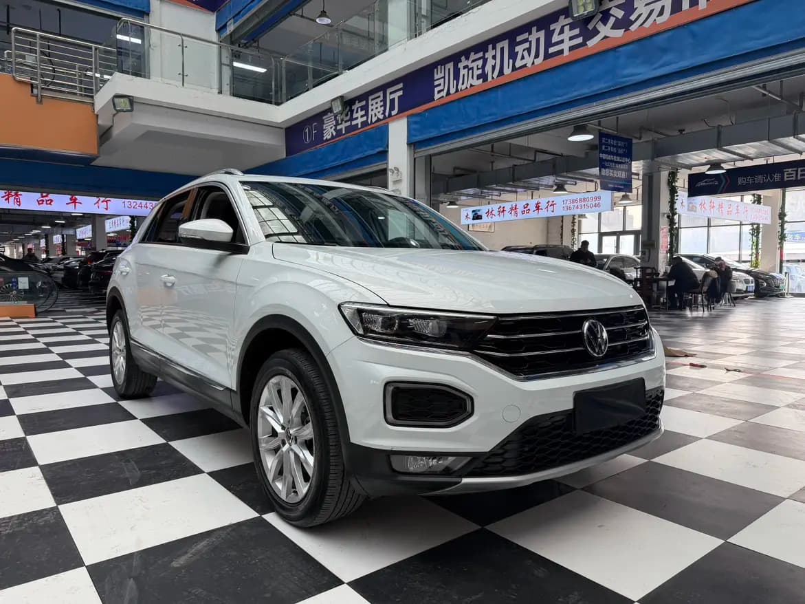 Volkswagen T-Roc 2022 г. 49012 км. — фото 3