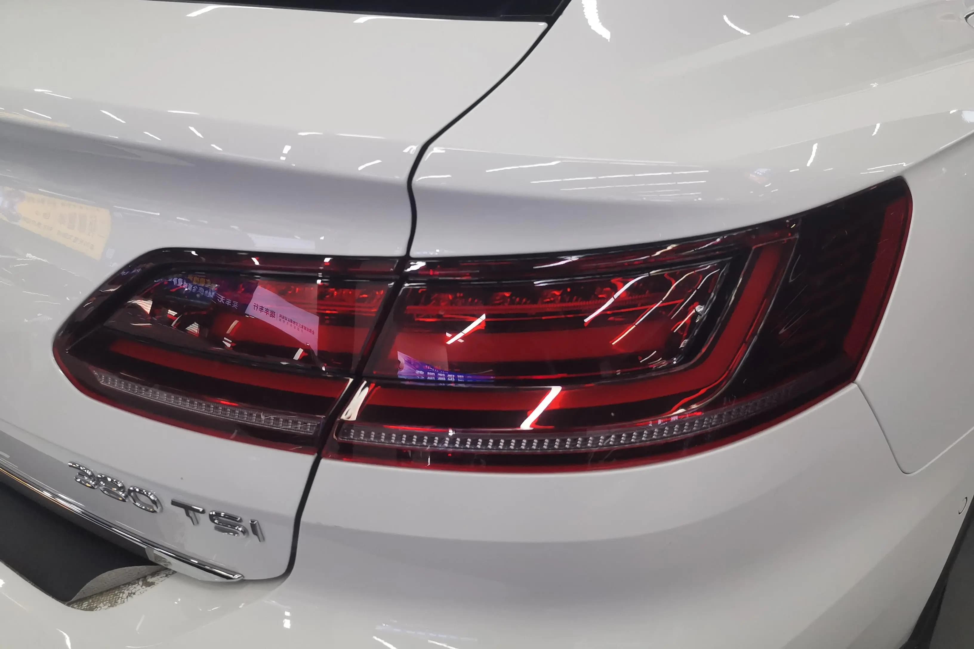 Volkswagen Arteon 2022 г. 36598 км. — фото 3