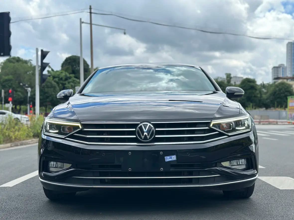 Volkswagen Magotan 2021 г. 53076 км. — фото 2