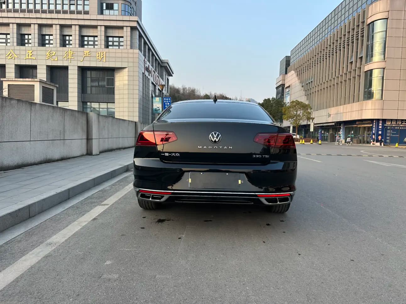 Volkswagen Magotan 2023 г. 32045 км. — фото 5