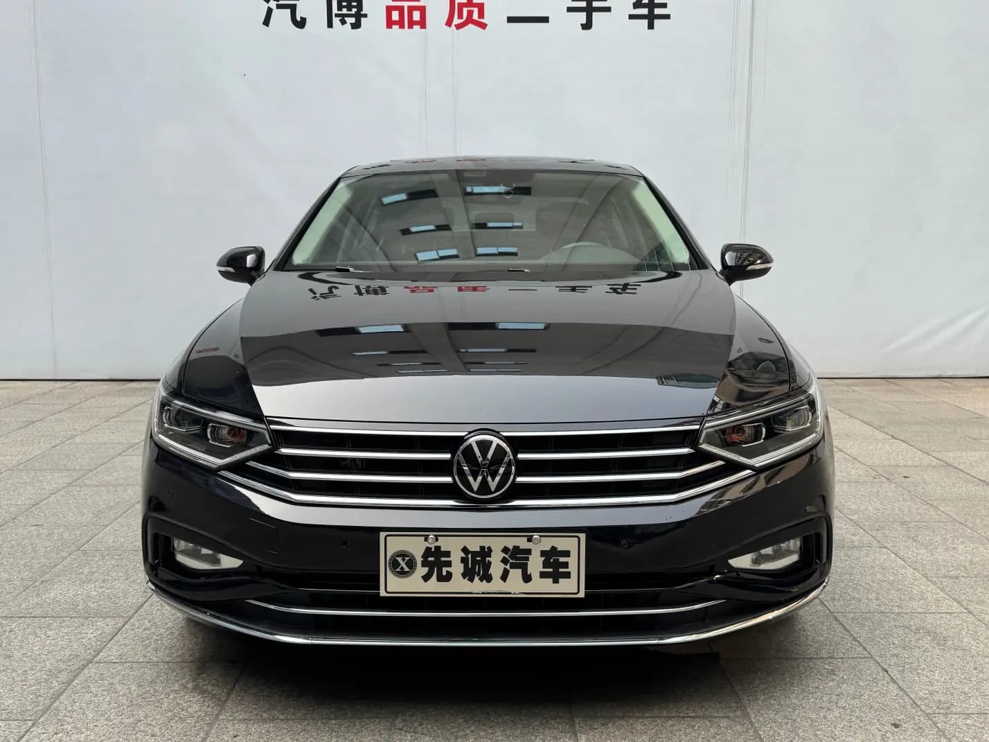 Volkswagen Magotan 2021 г. 89077 км. — фото 2