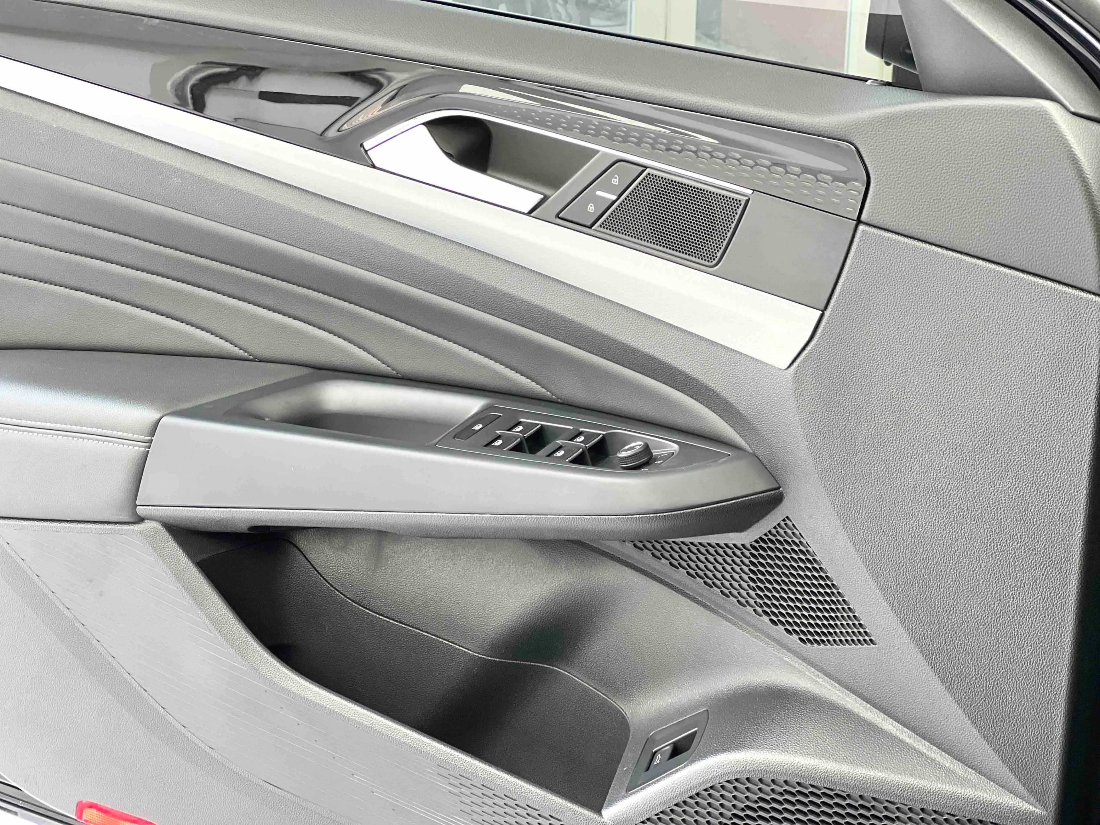Volkswagen Passat 2024 г. 17110 км. — фото 13