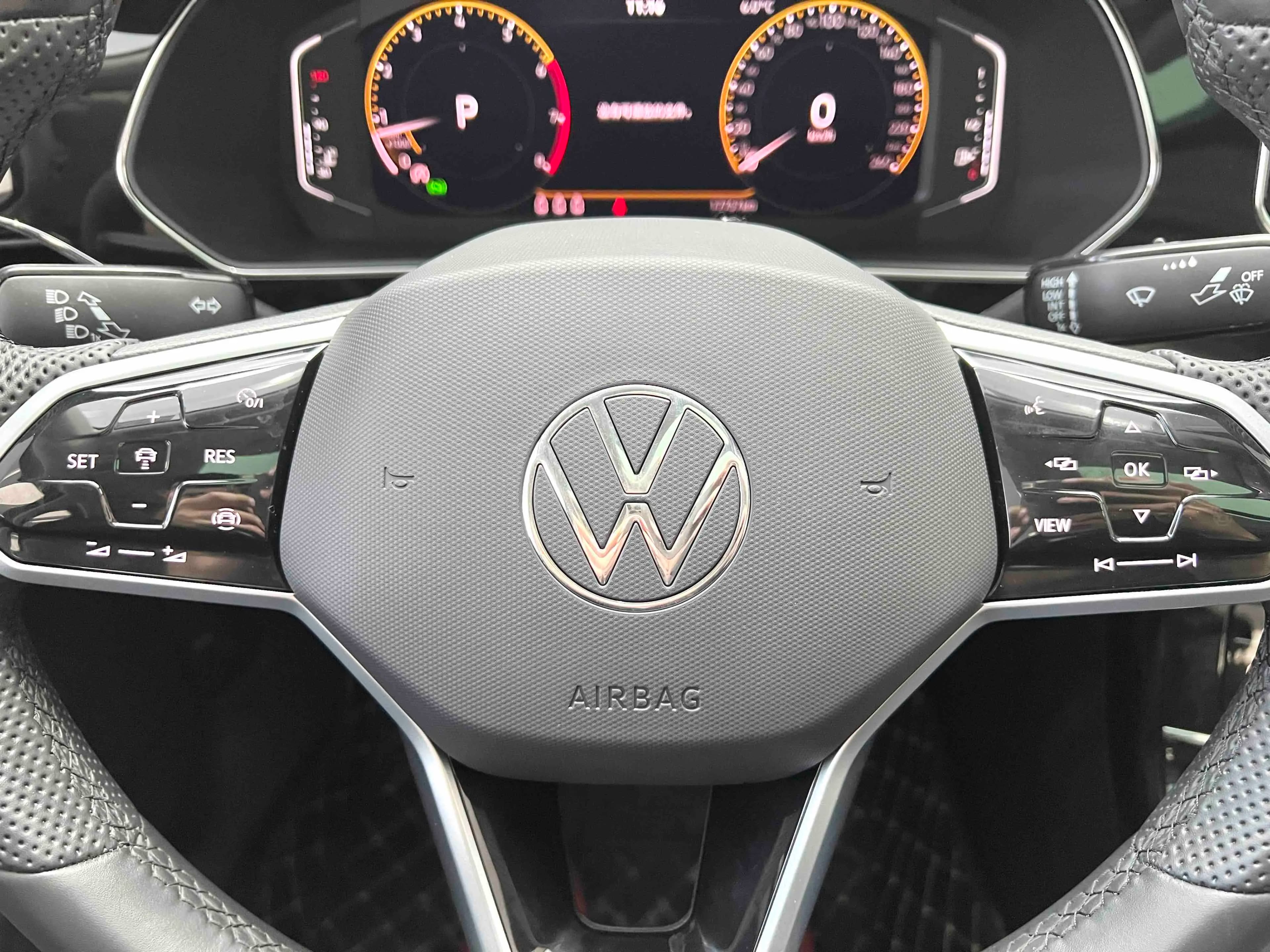 Volkswagen Passat 2024 г. 17110 км. — фото 20