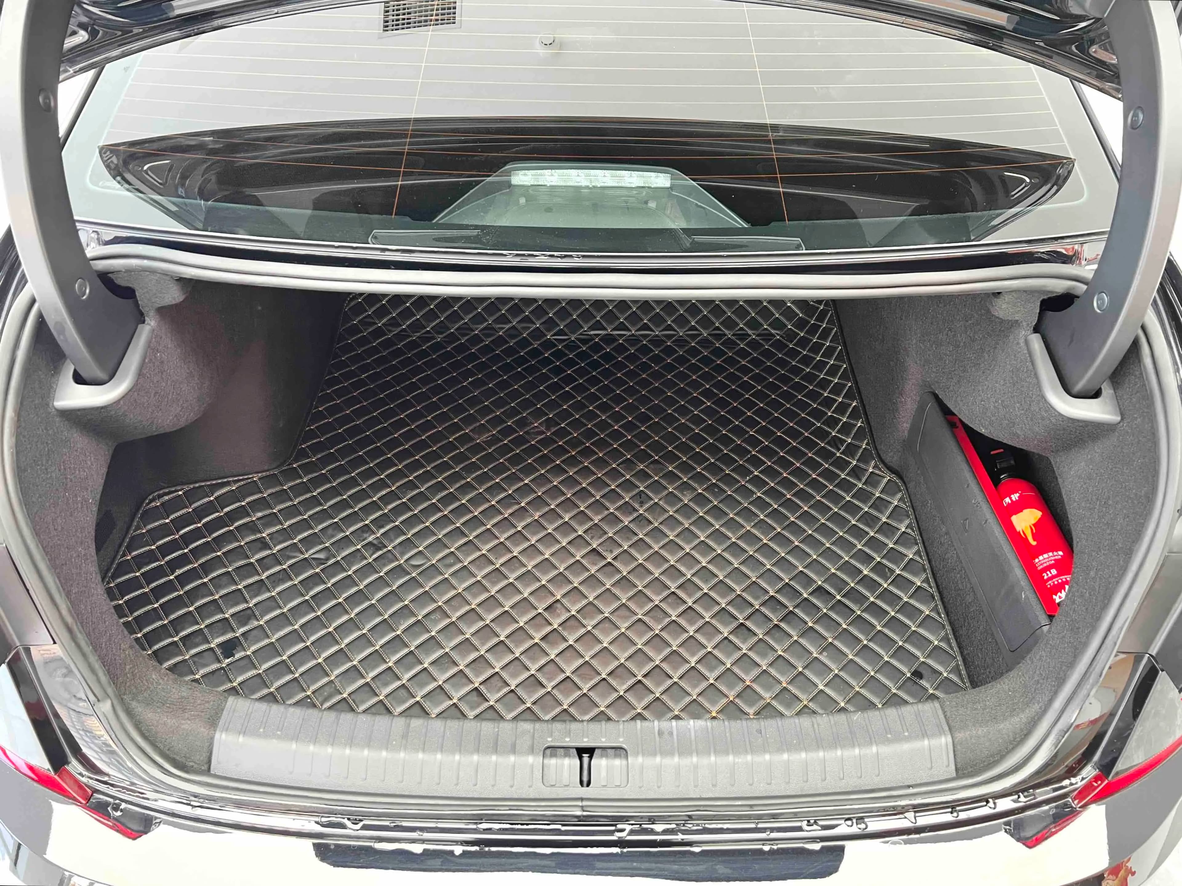 Volkswagen Passat 2024 г. 17110 км. — фото 24
