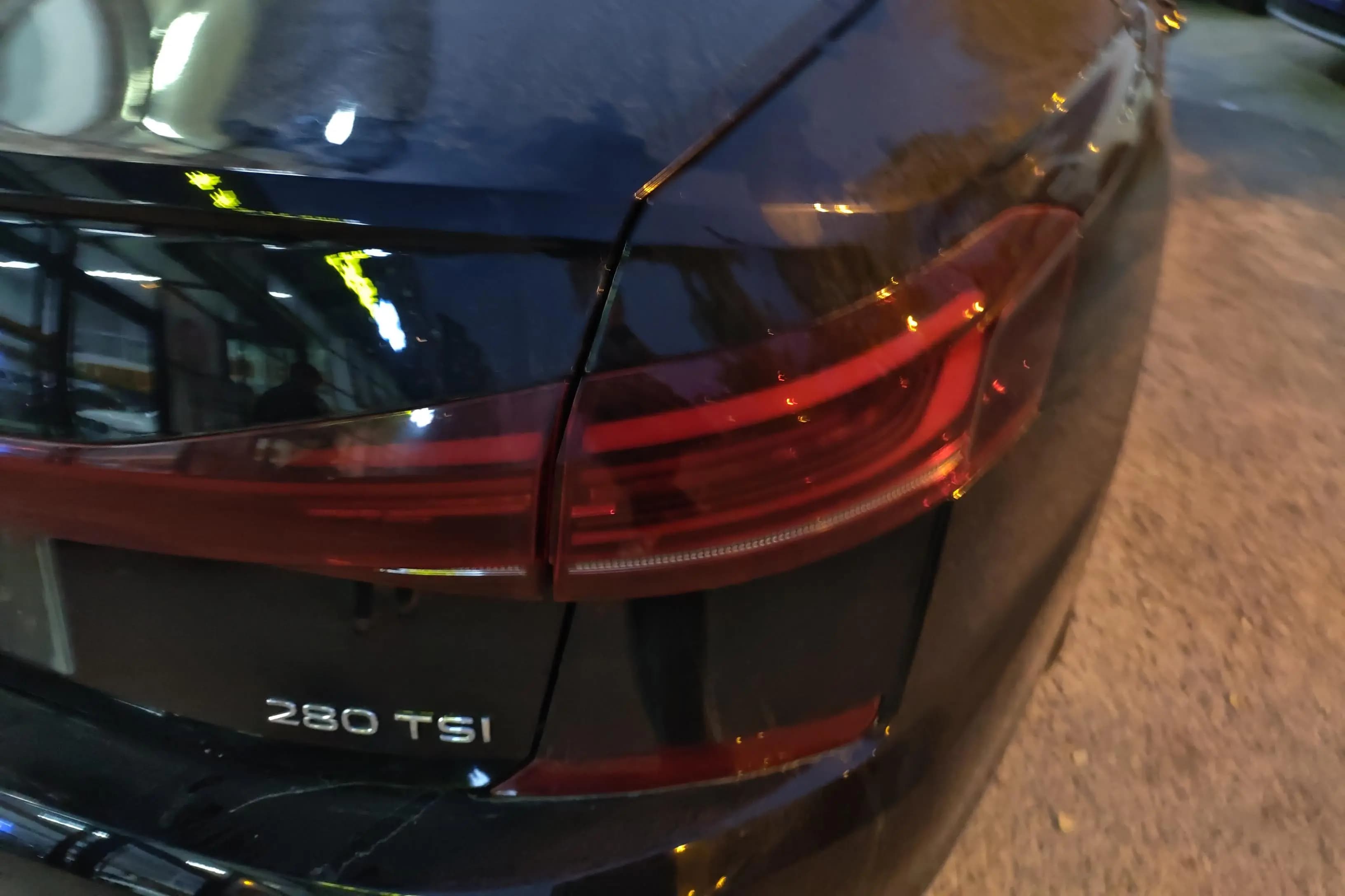 Volkswagen Passat 2022 г. 53332 км. — фото 3